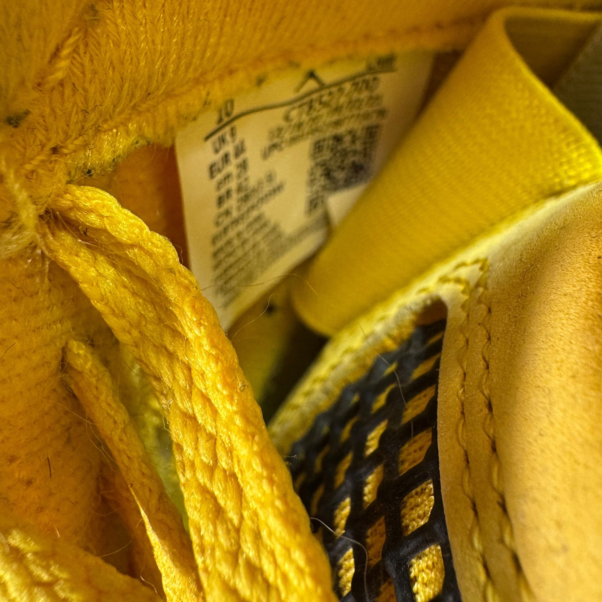 Jordan 4 Lightning (44EU)