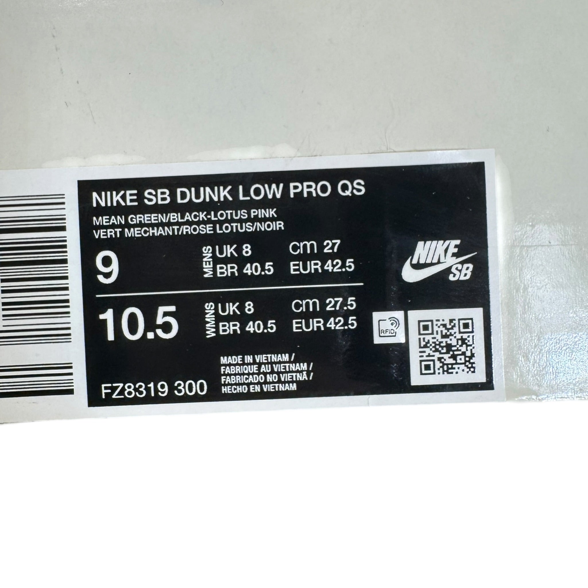 Dunk SB Low Super Nana (42.5EU)