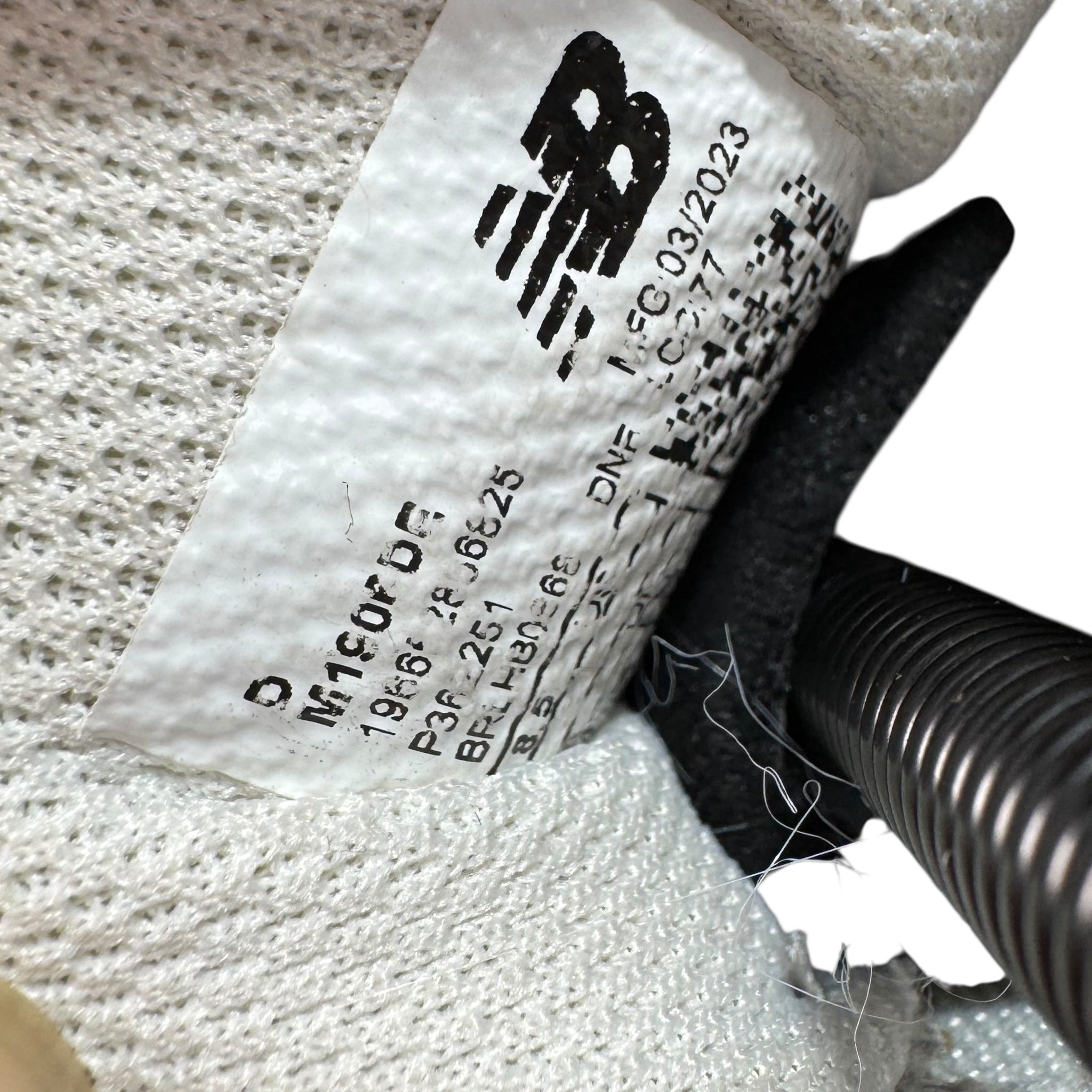 New Balance (42EU)