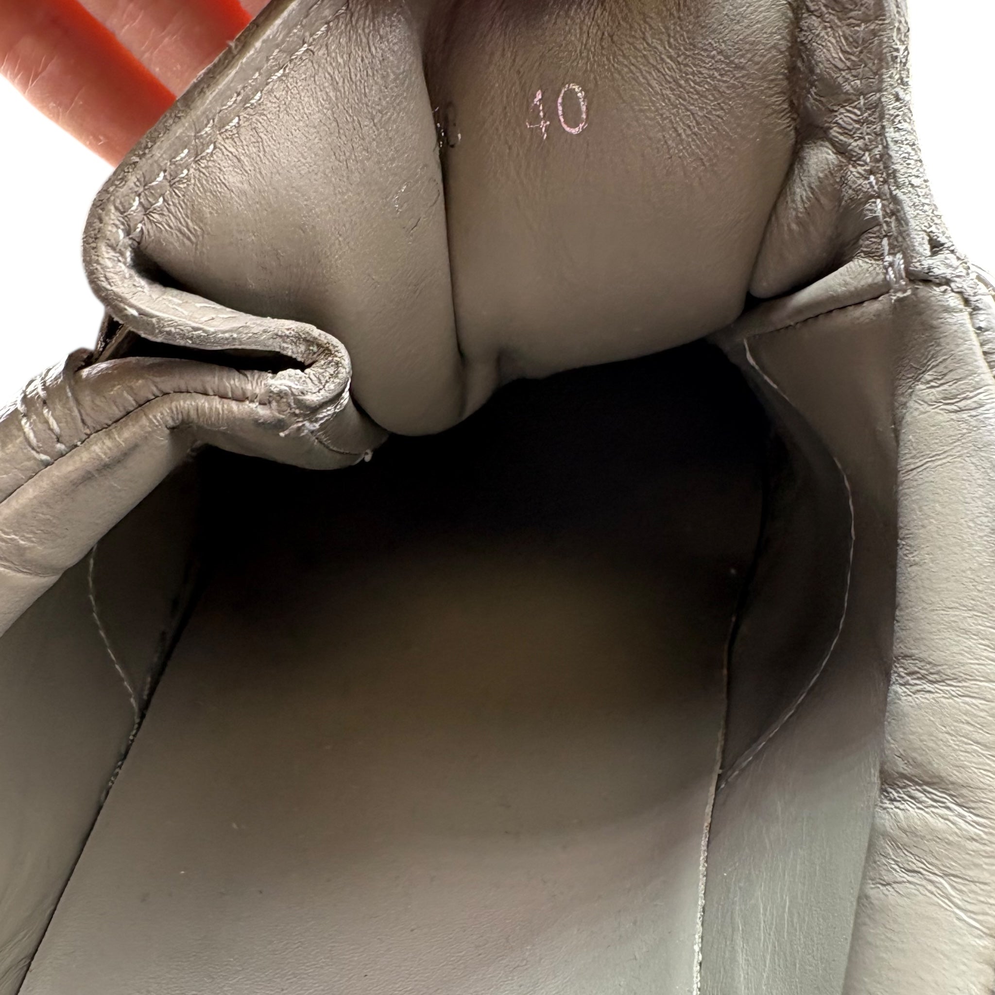 Balenciaga Arena (40EU)