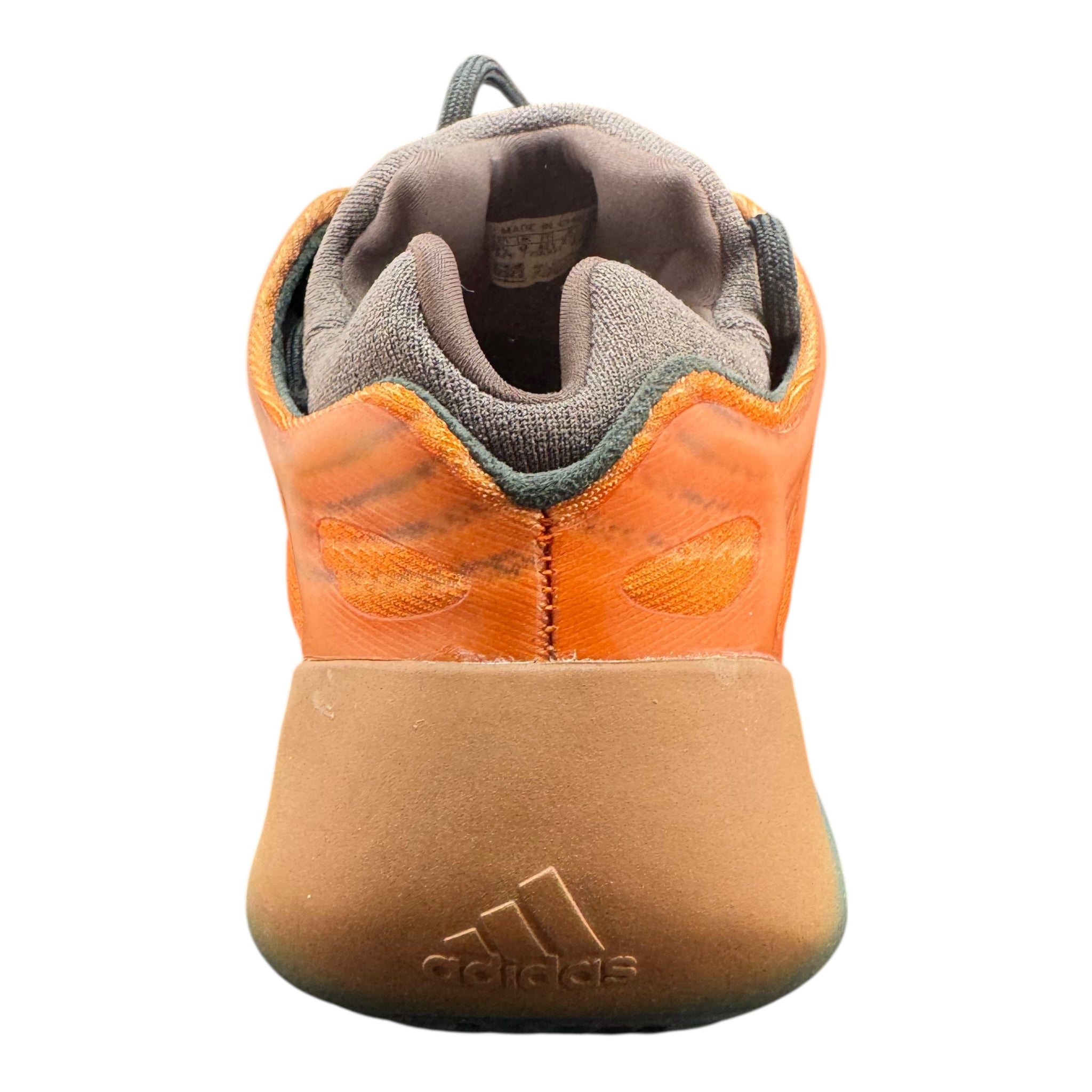 Yeezy 700 V3 (43.5EU)