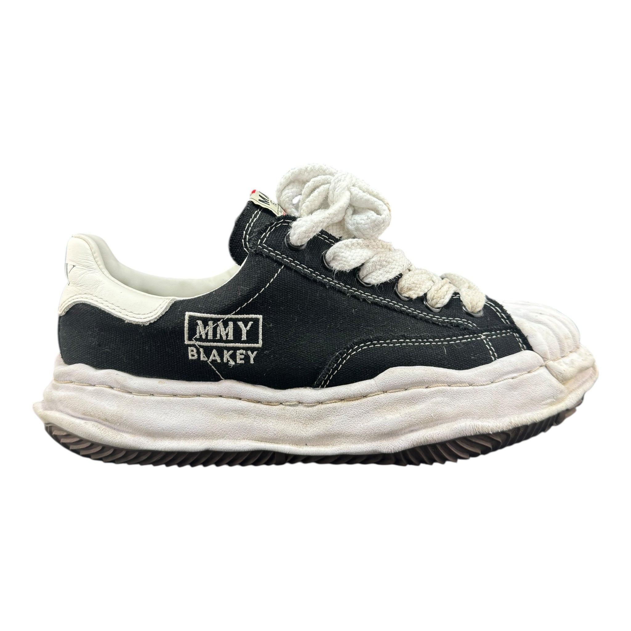 Maison Mihara Yasuhiro (41EU)