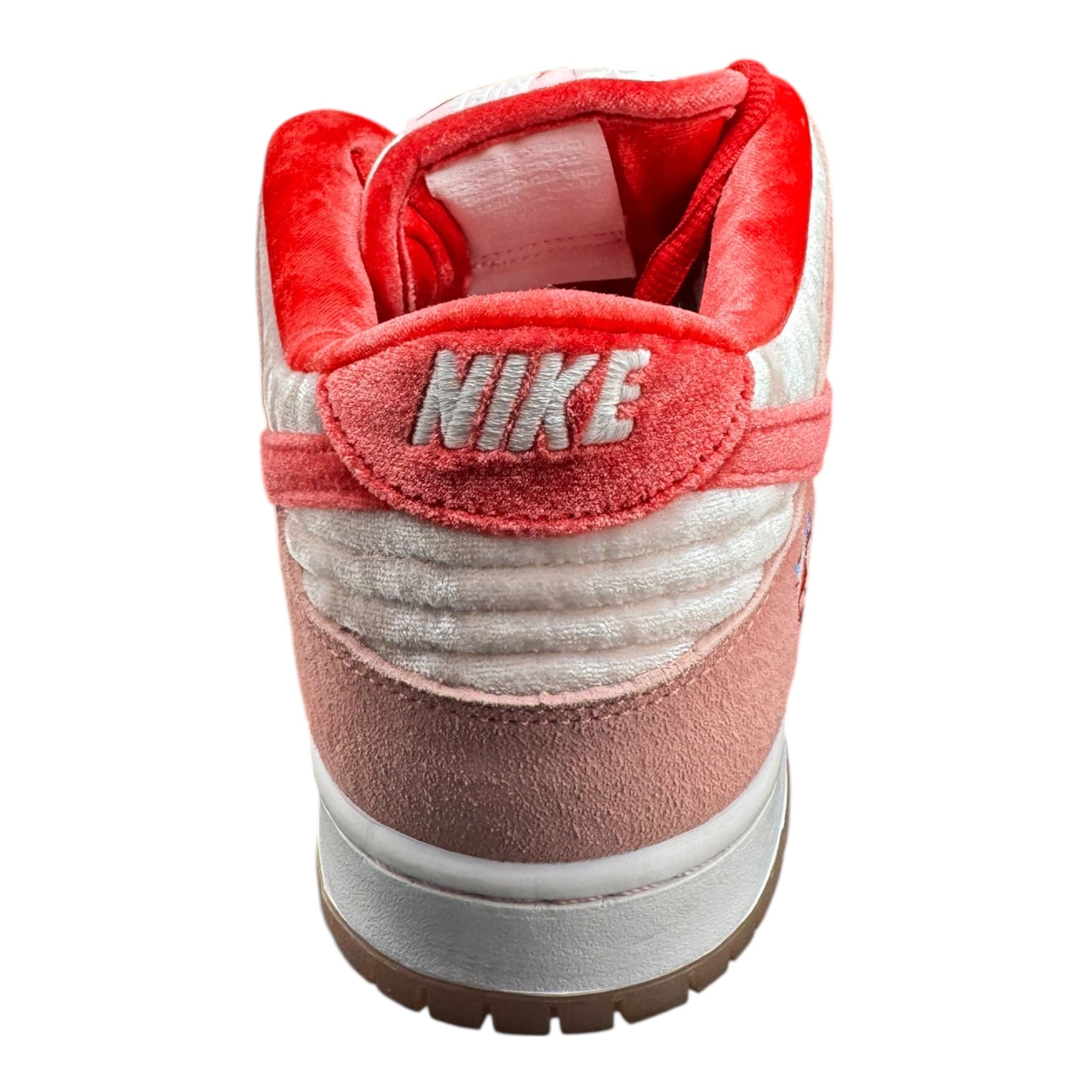 Dunk SB Strange Love (45EU)