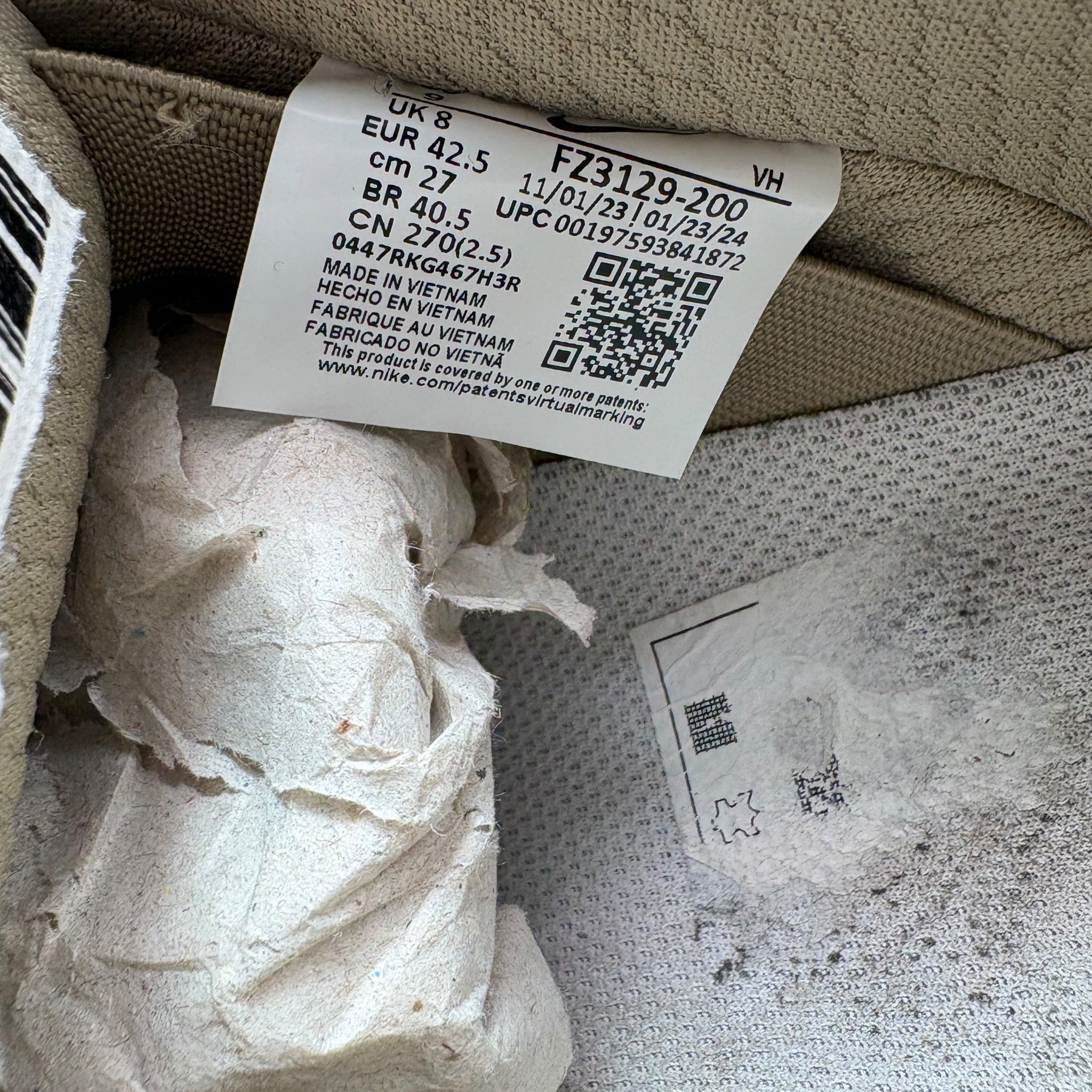 Dunk SB Money Saving (42.5EU)