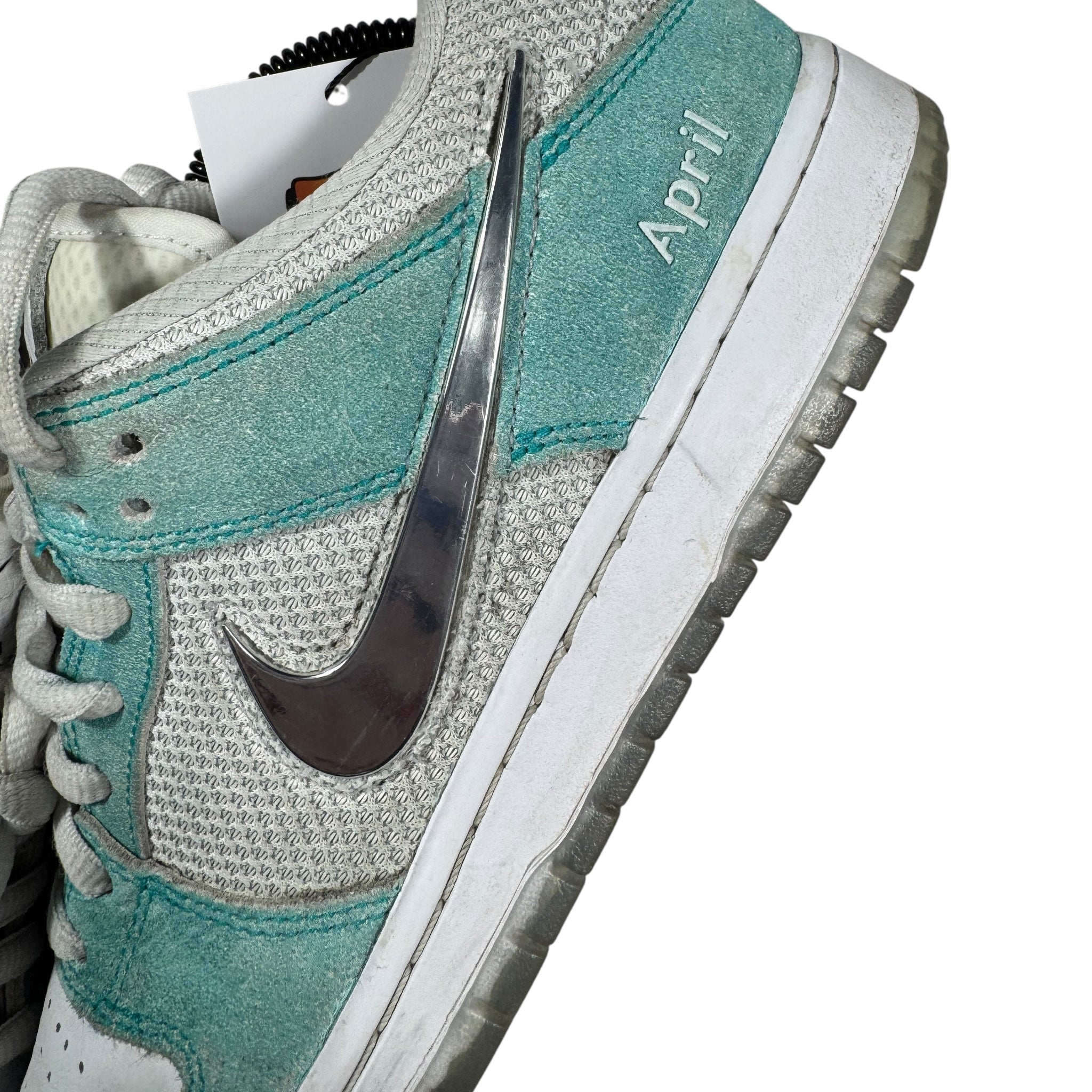 Dunk SB April (42.5EU)