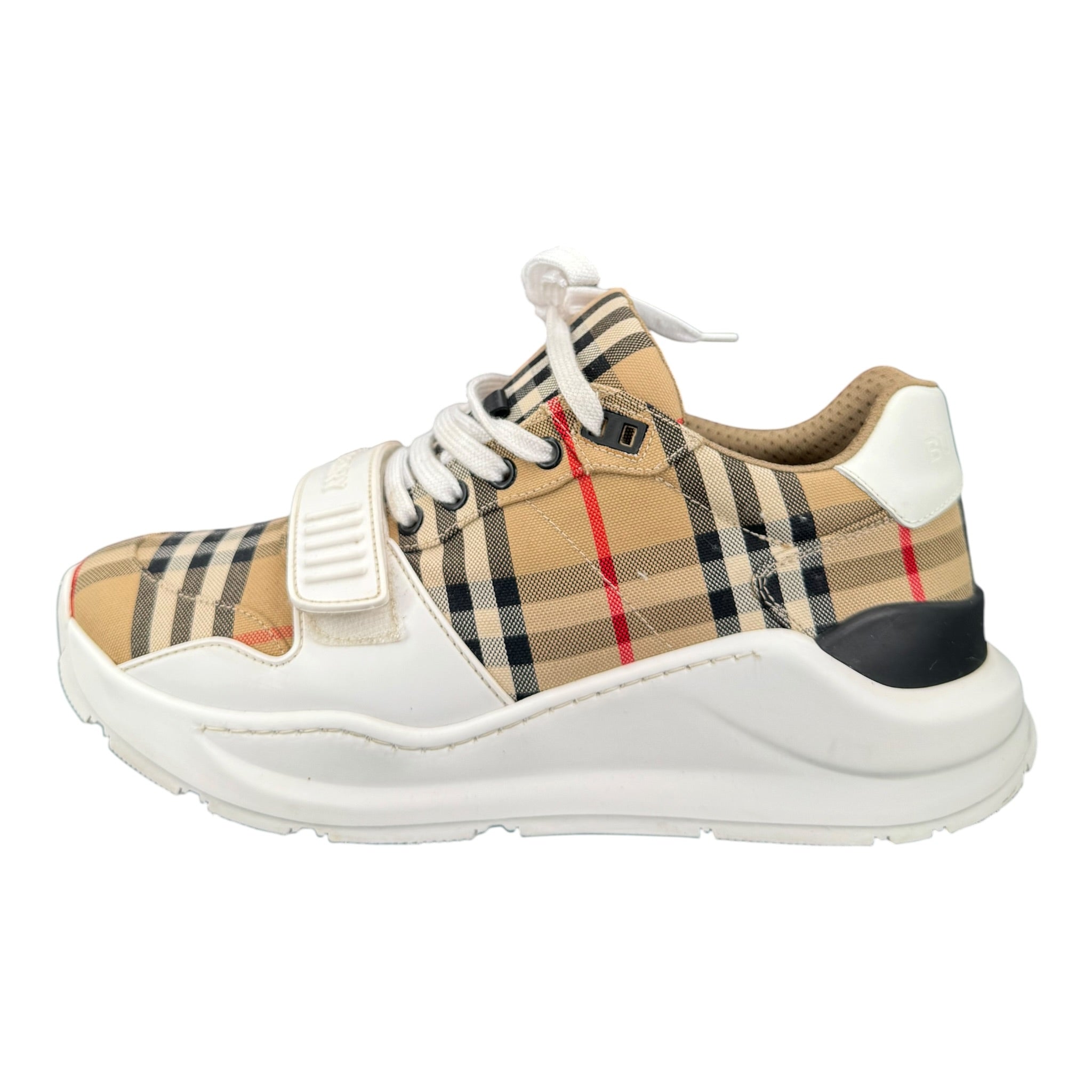 Burberry (42EU)