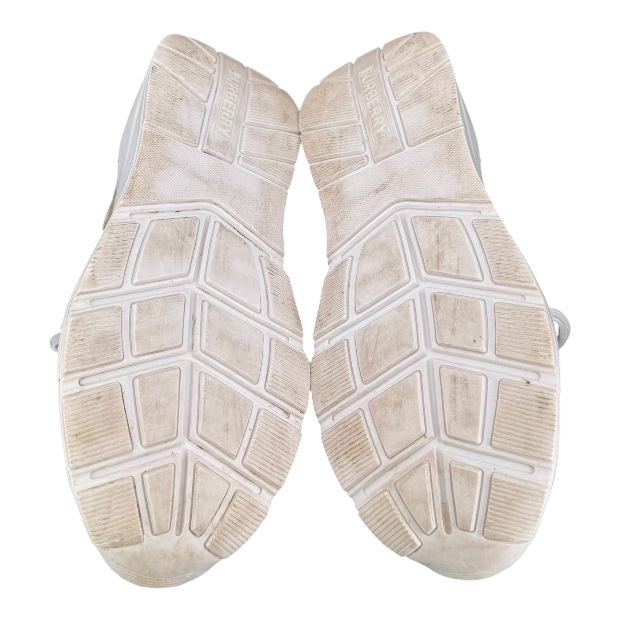 Burberry (42EU)