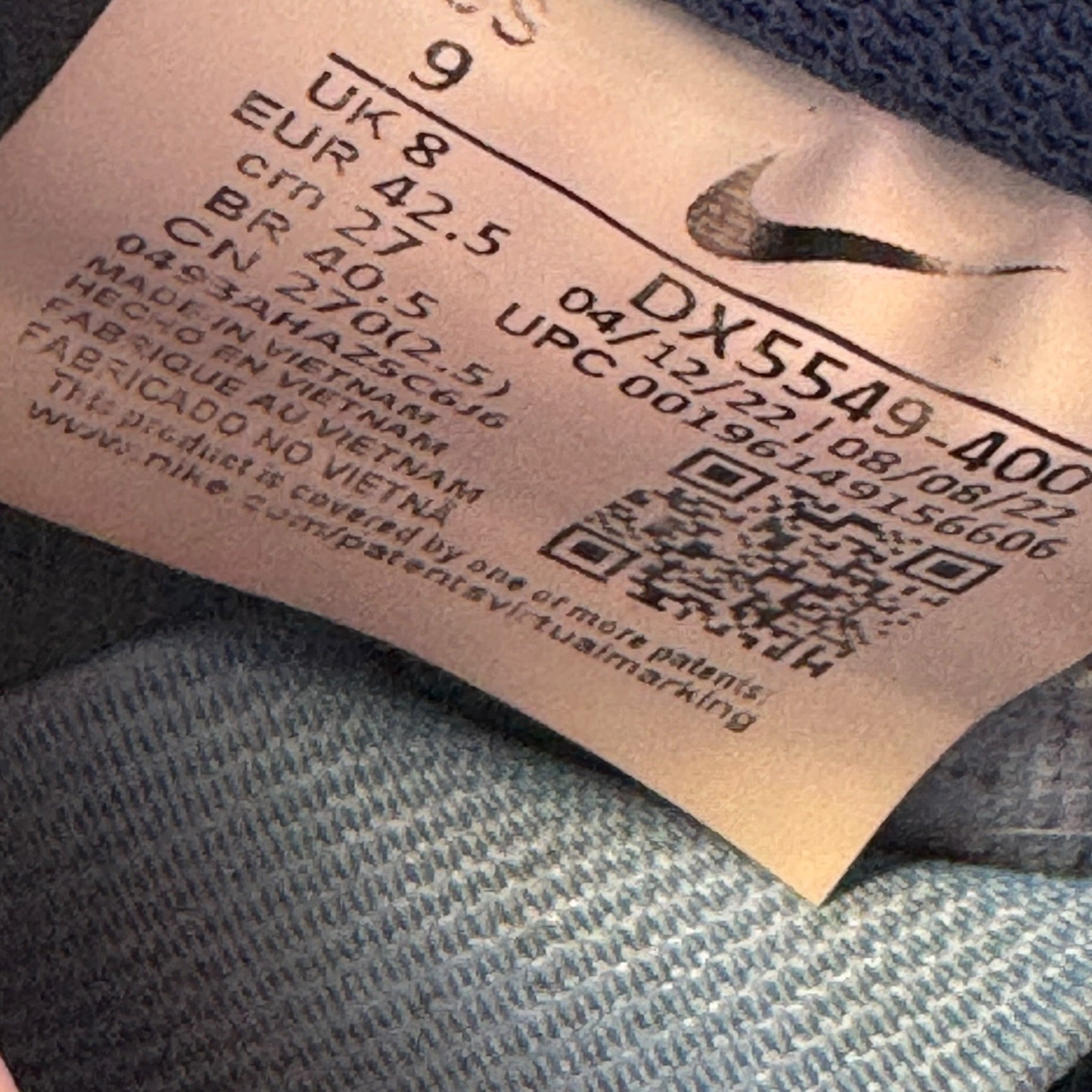 Dunk SB Why So Sad (42.5EU)