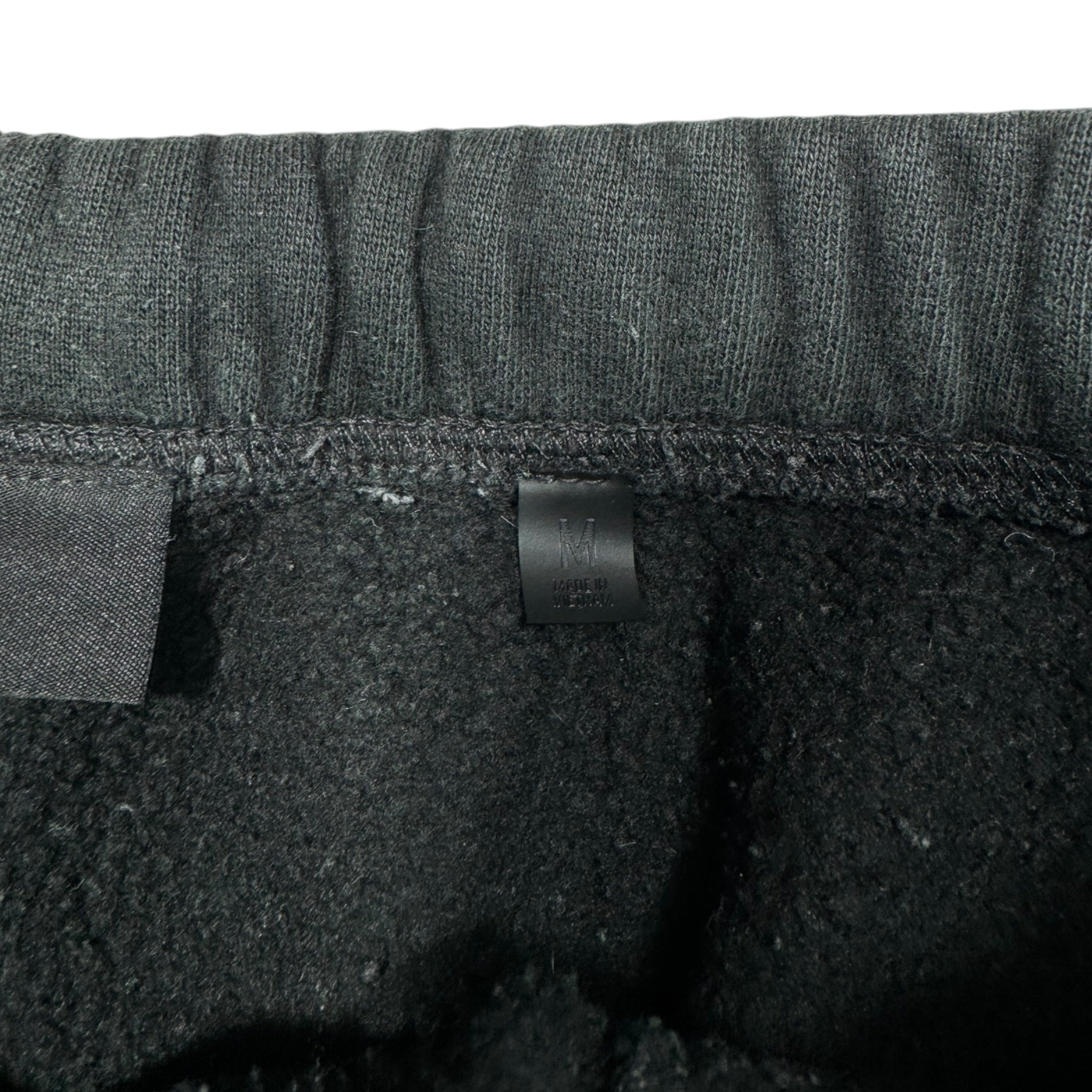 Short Essentials (M)