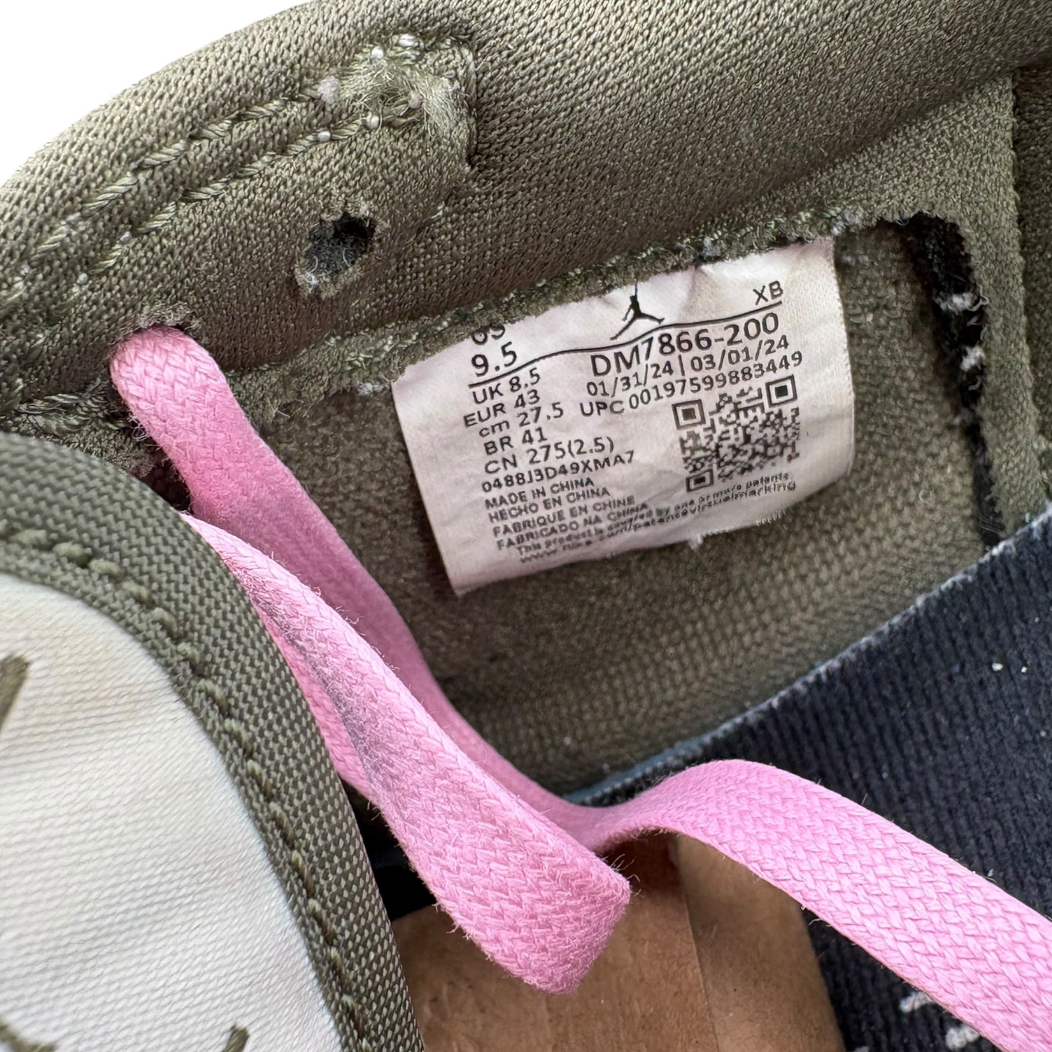 Jordan One Low Travis Scott Medium Olive (43EU)