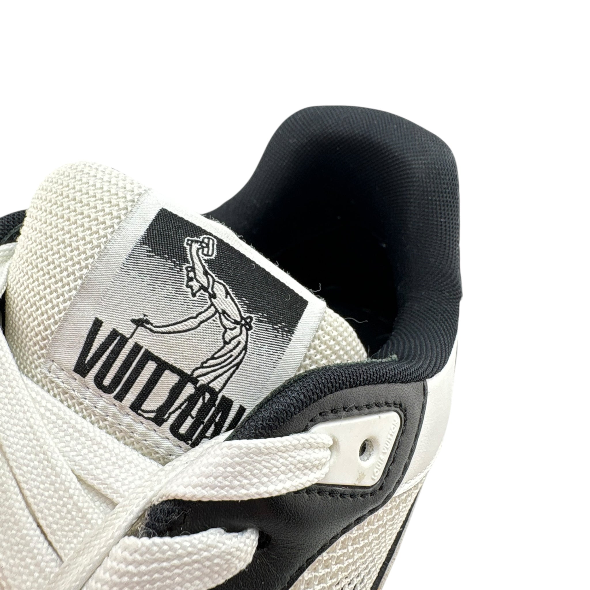 Louis Vuitton Trainer (7)