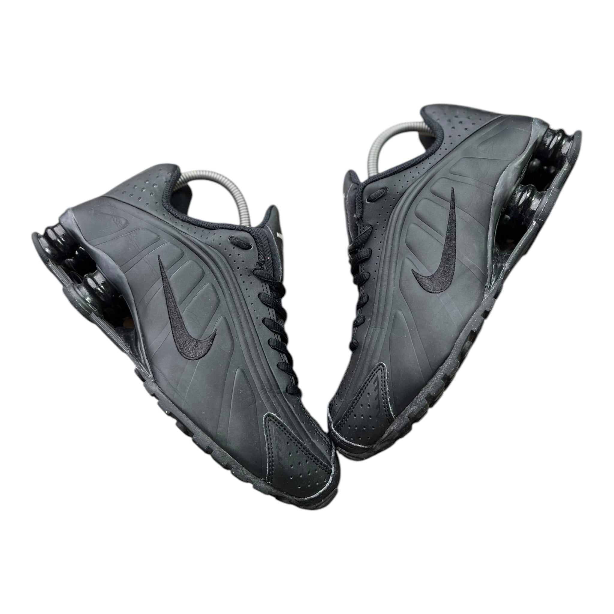 Nike Shox R4 Triple Black (38.5EU)