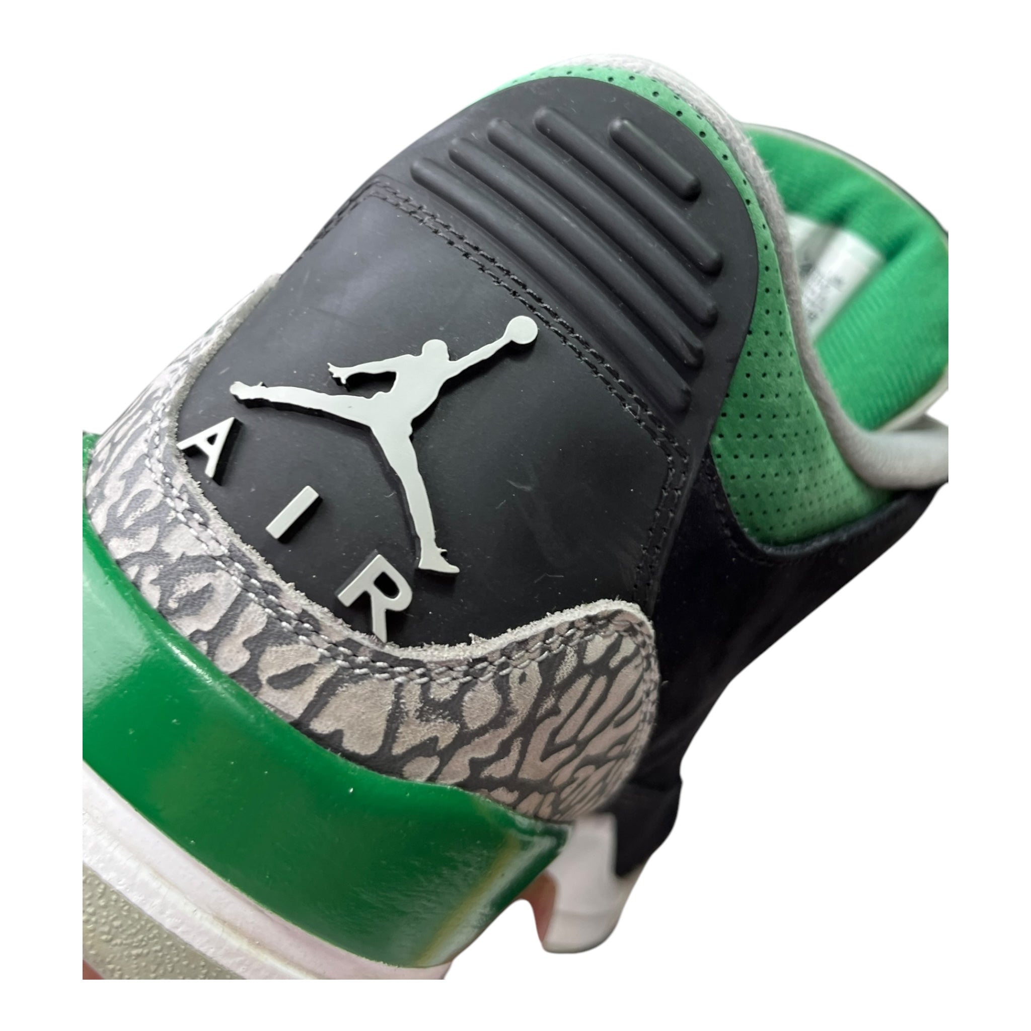 Jordan 3 Retro Pine Green (45.5EU)