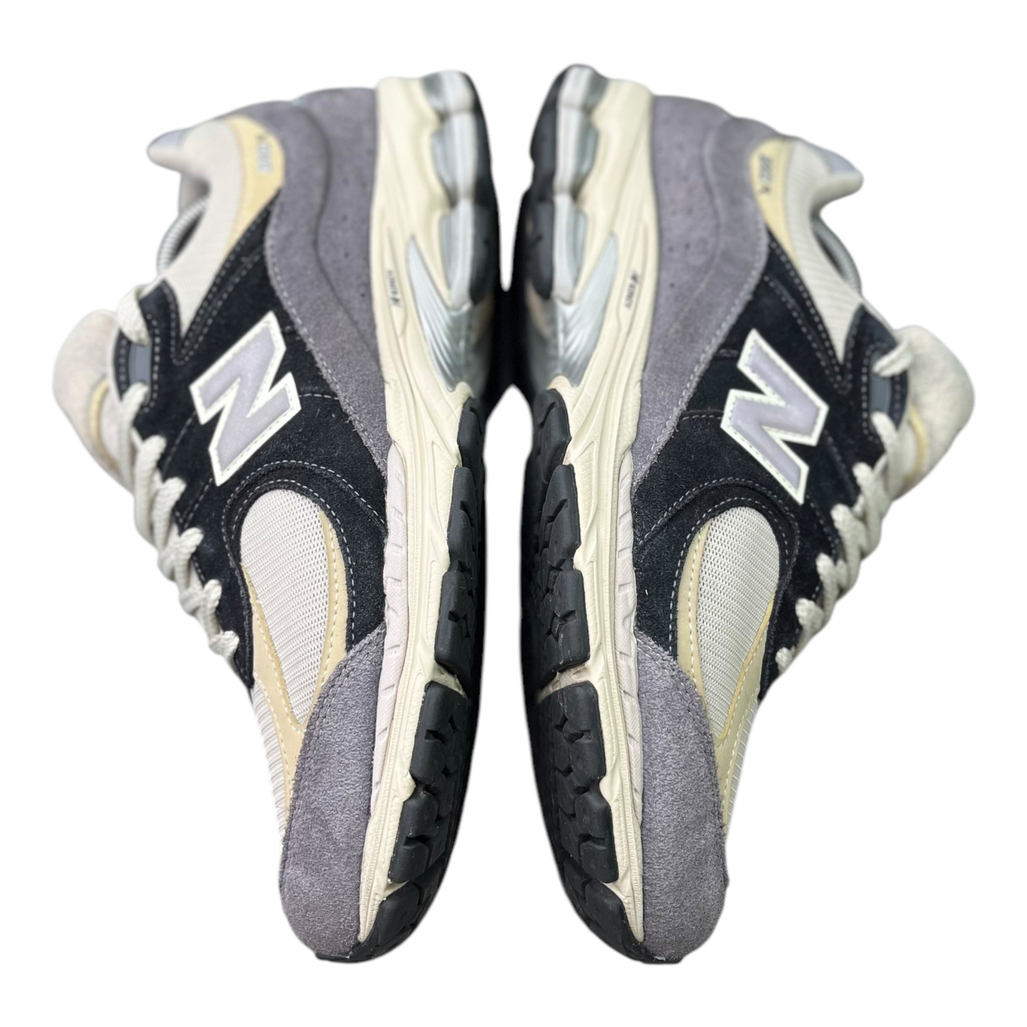 New Balance 2002R Magnet (45.5EU)