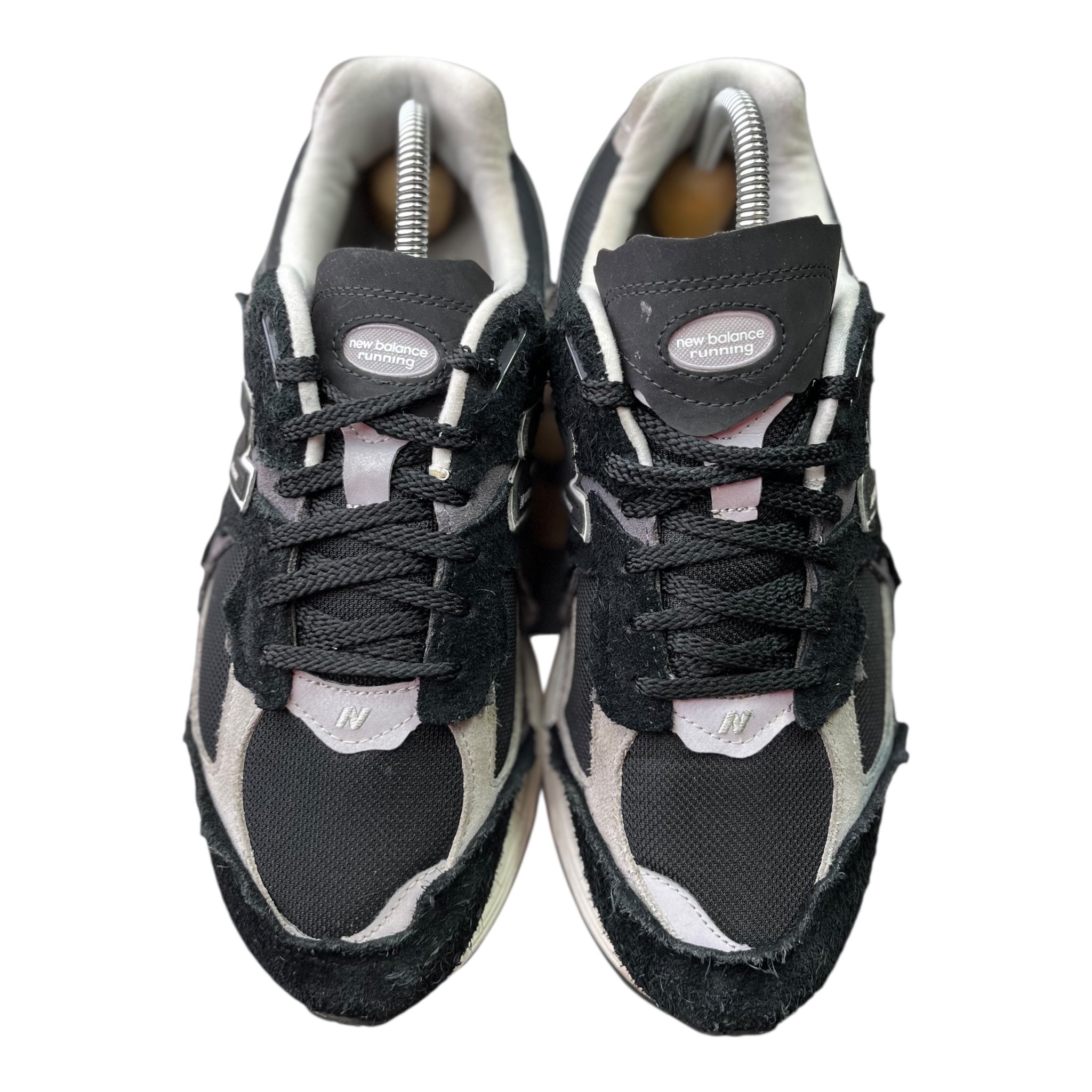 New Balance 2002R Schutzpaket Schwarz Grau (42EU)