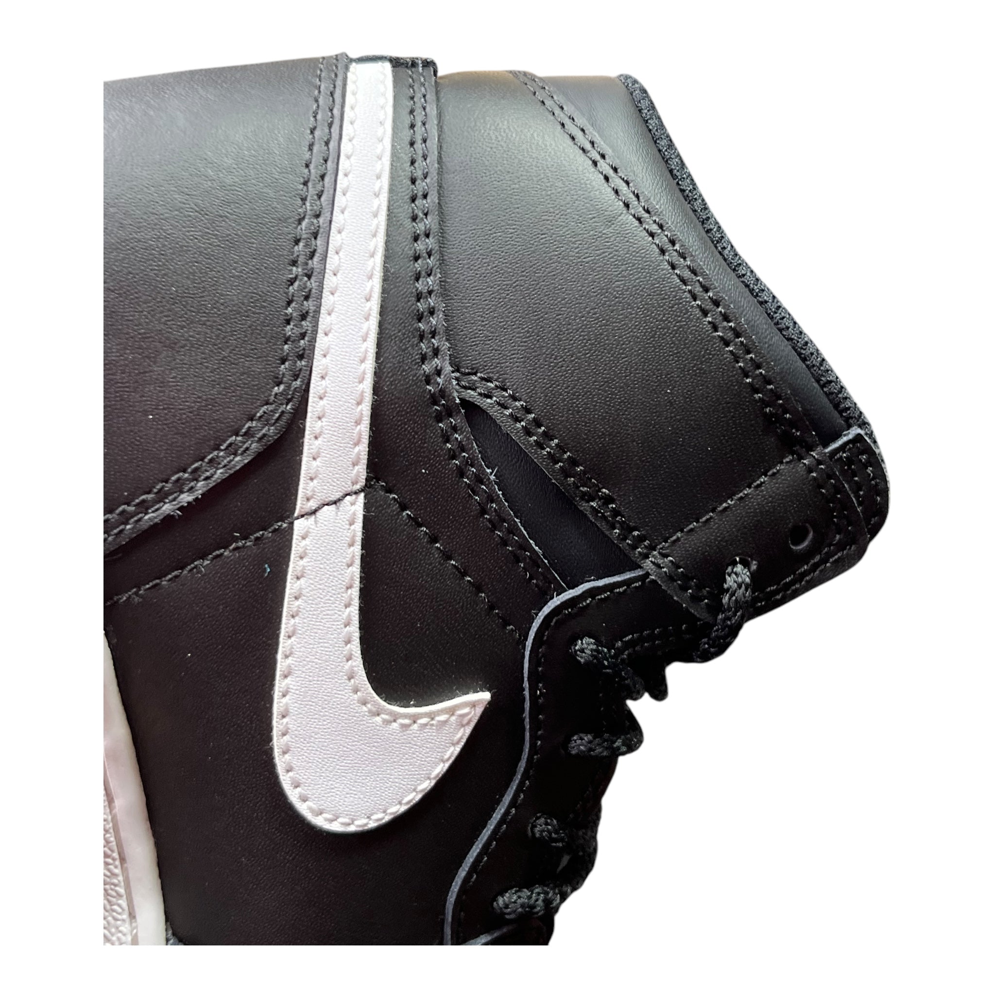 Jordan 1 Retro High Ying Yang Black (37.5EU)