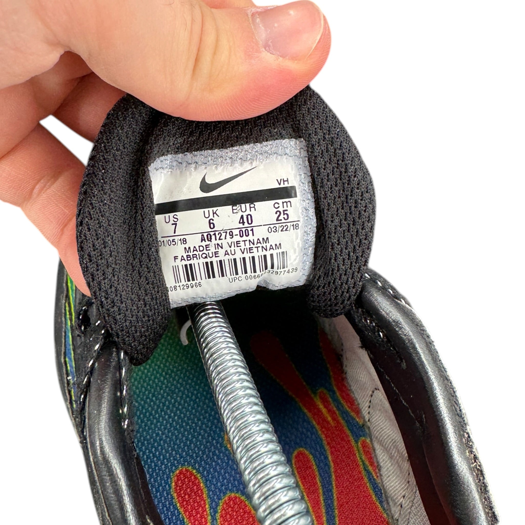 Supreme Zoom Streak Spectrum (40EU)