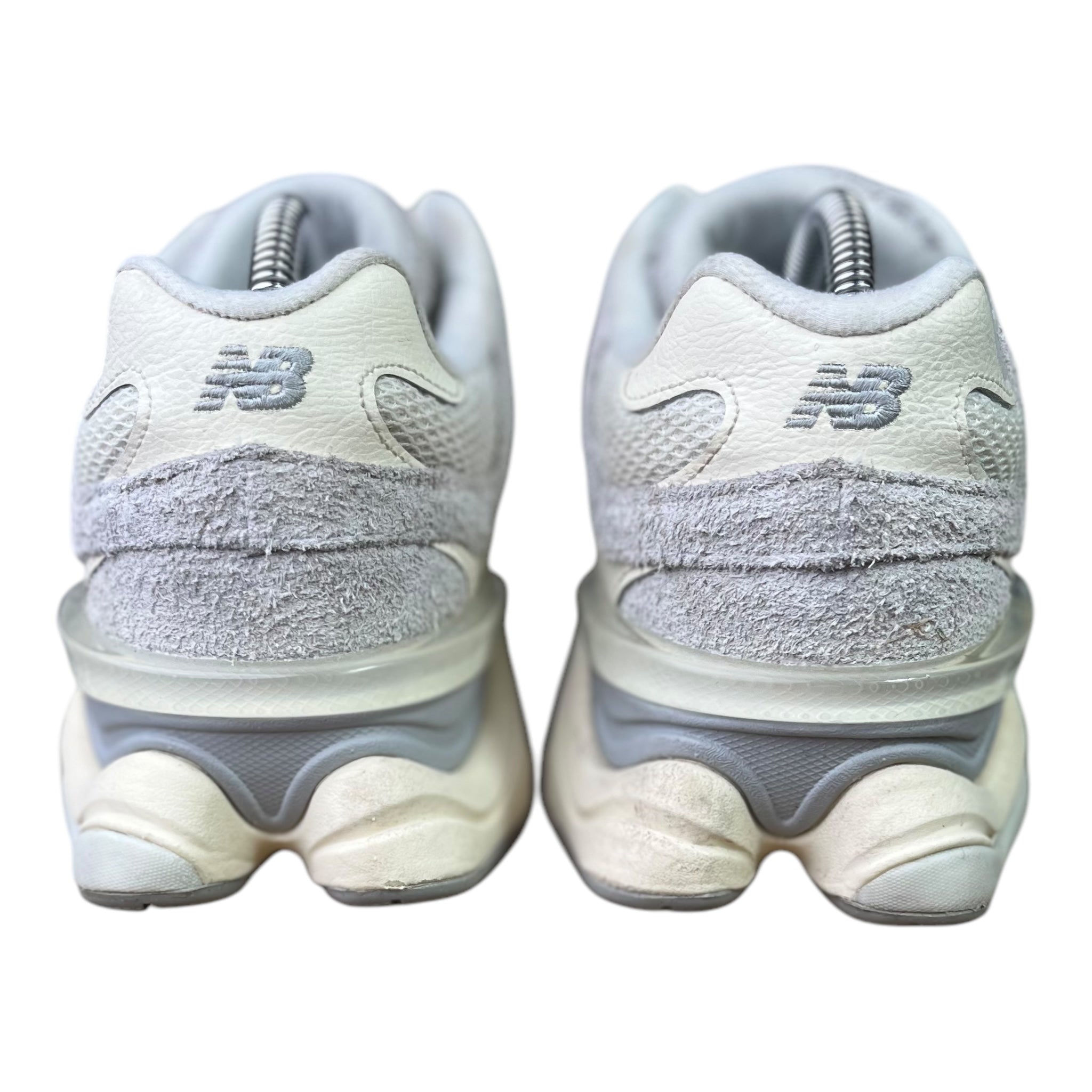 New Balance 9060 Quarz Grau (43EU)