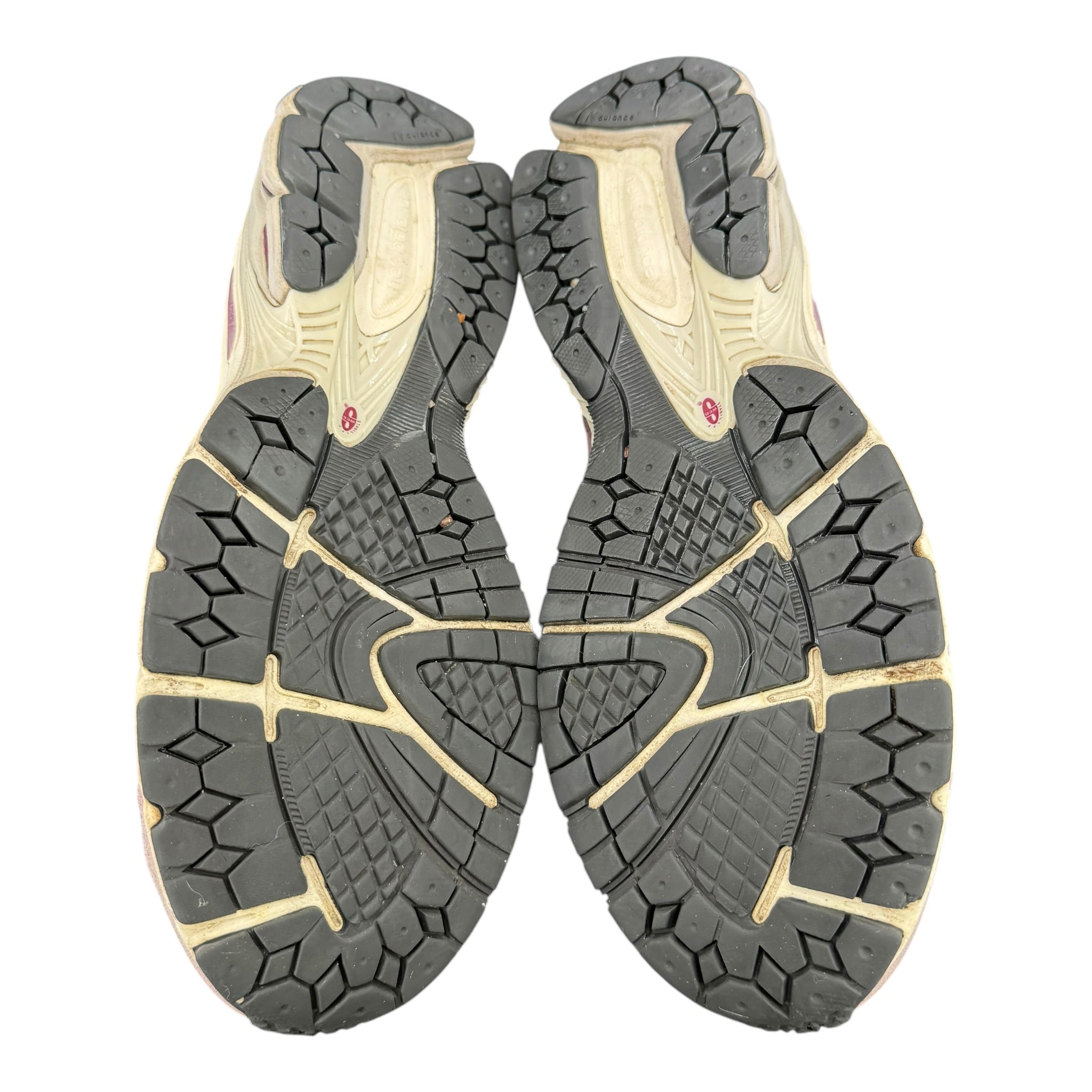 New Balance 2002r Protection Pack (44EU)