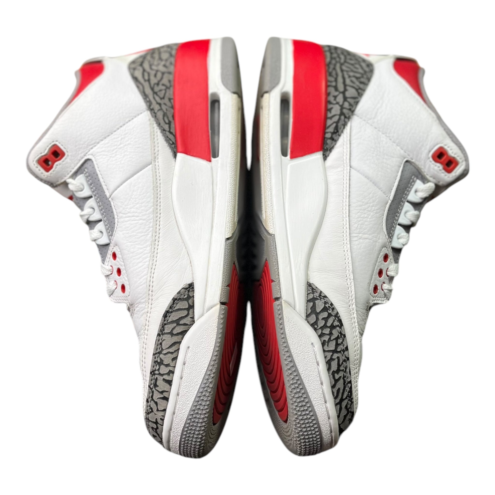 Jordan 3 Retro Fire Red (43EU)