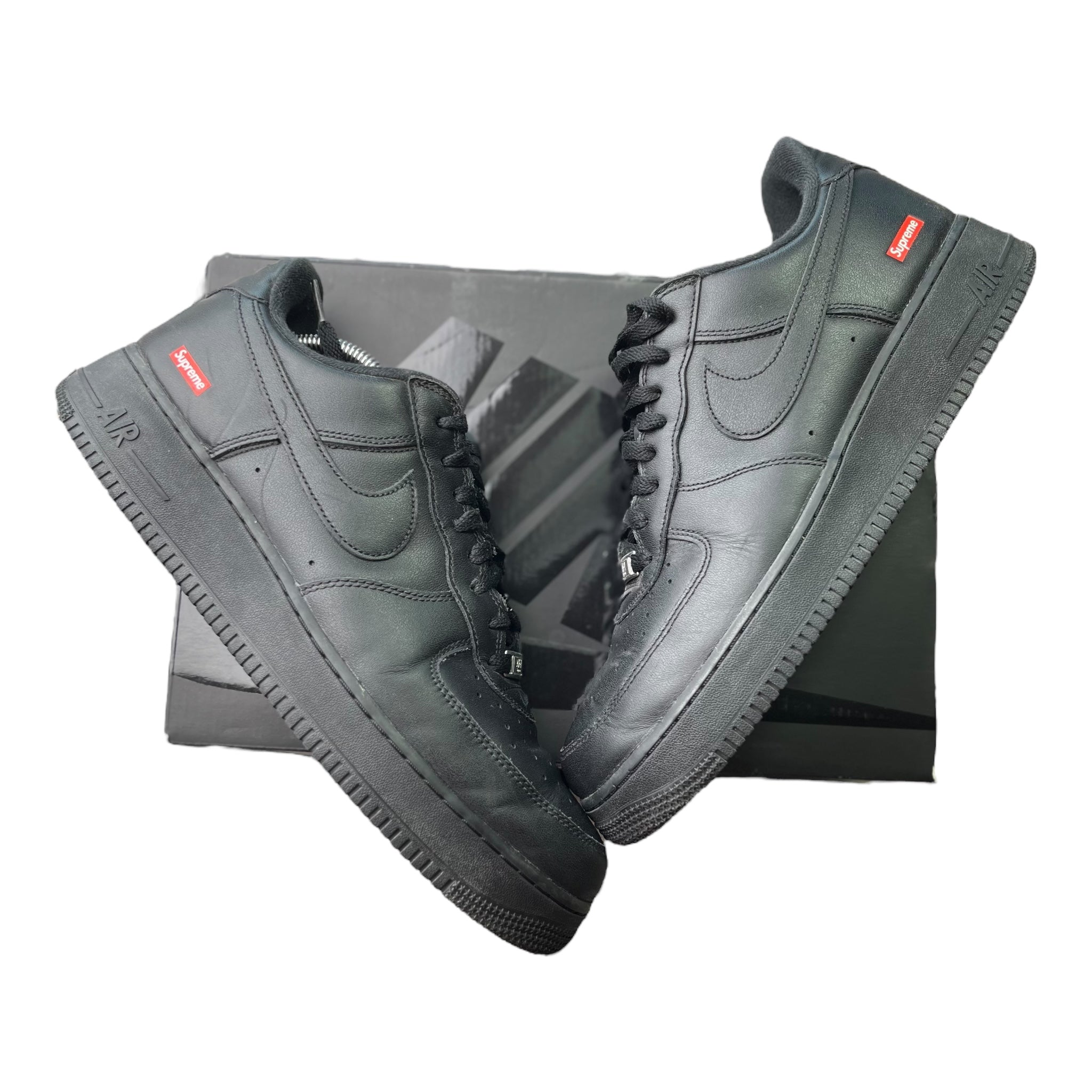 Nike Air Force 1 Low Supreme Schwarz (46EU)