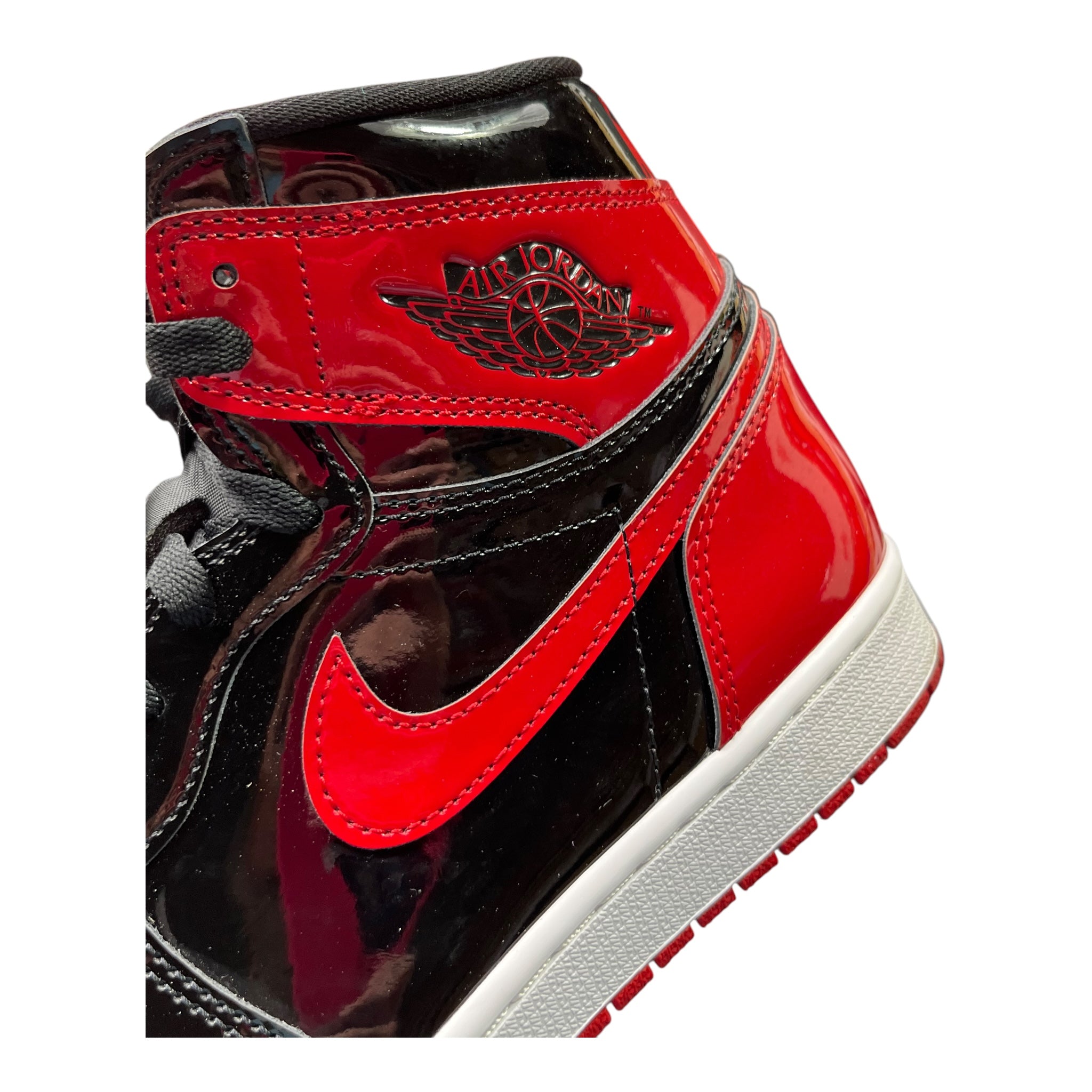 Jordan 1 Retro High OG Patent Bred (44 EU)