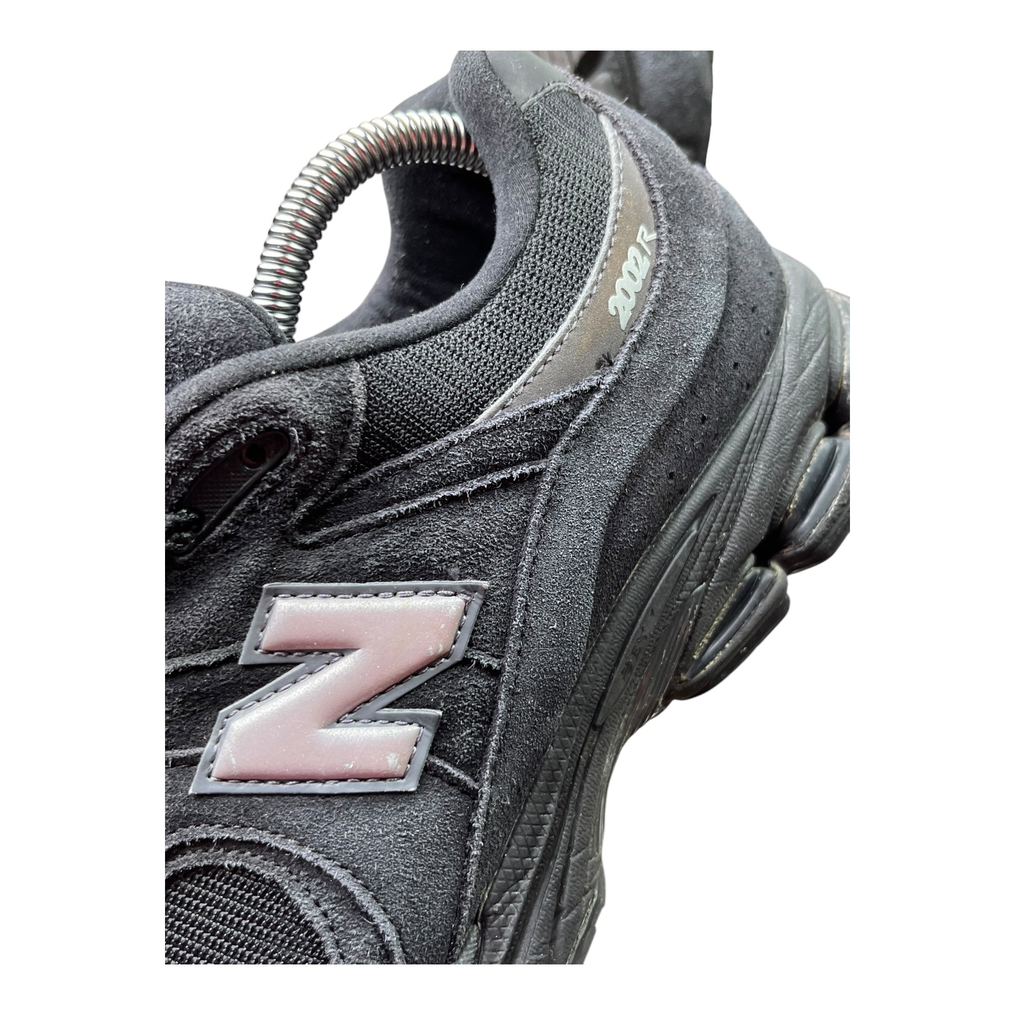 New Balance 2002R Black Dark Grey (43EU)