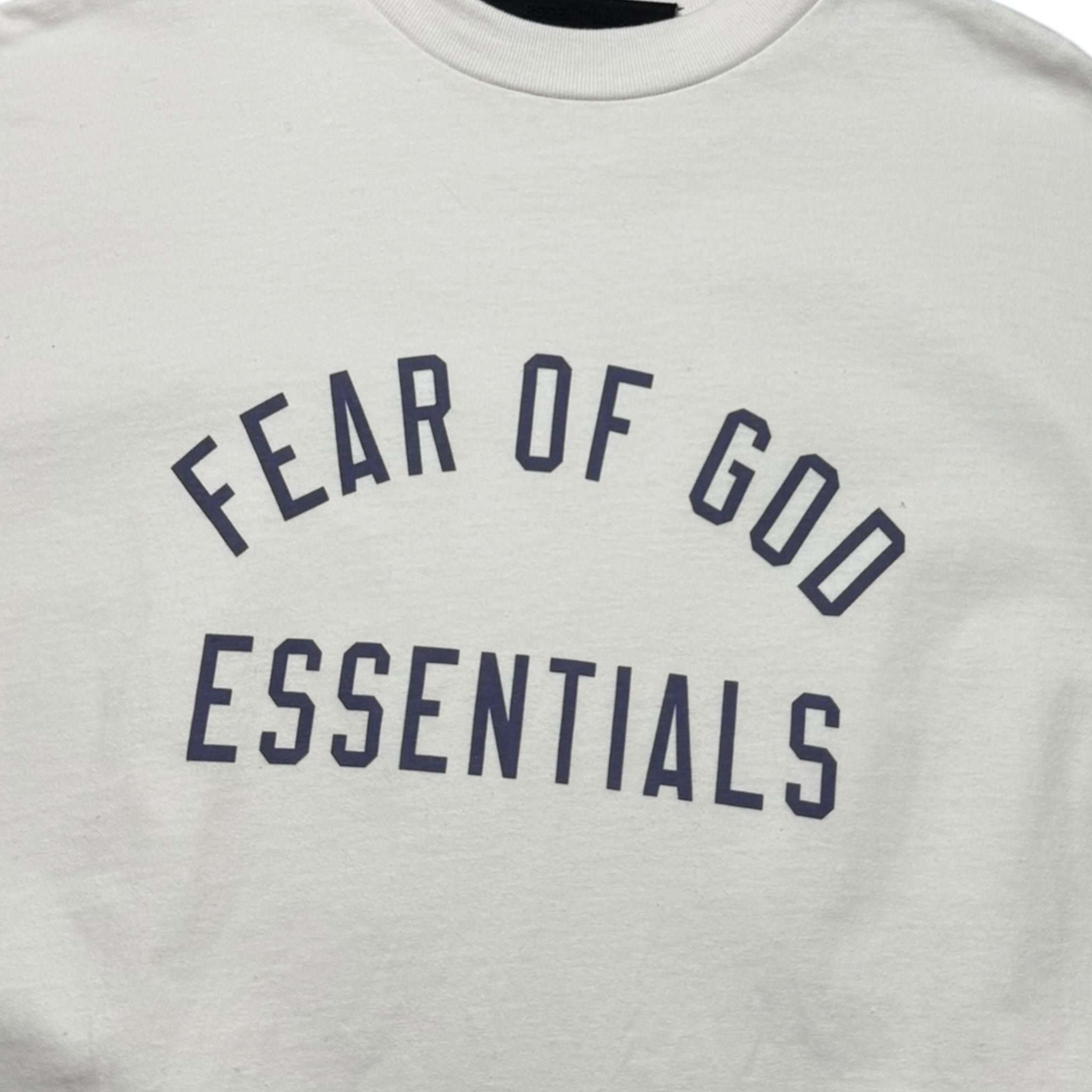 T-Shirt Essentials (S)