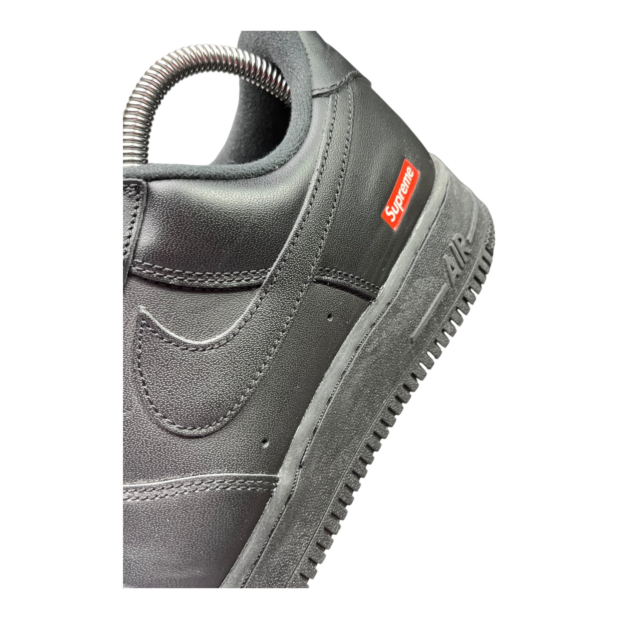 Nike Air Force 1 Low Supreme Black (42EU)