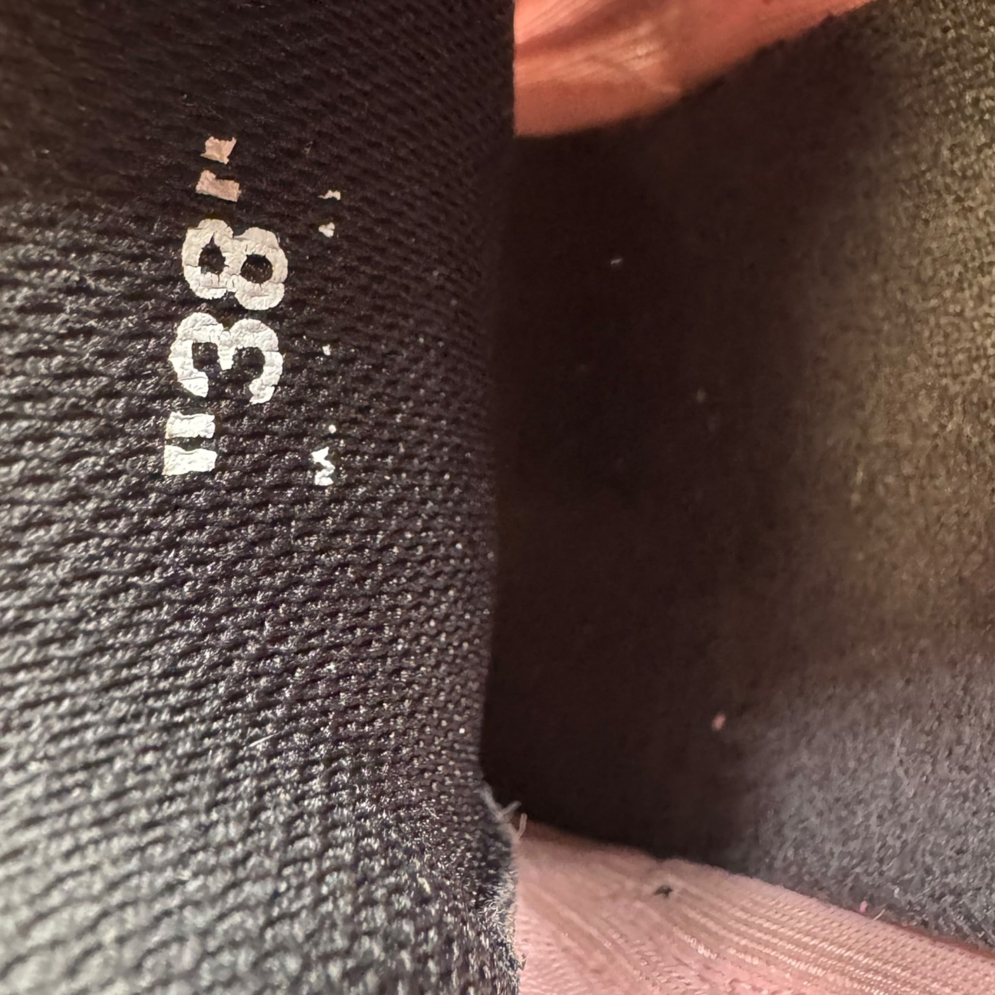 Off-White Be Right Back (38EU)
