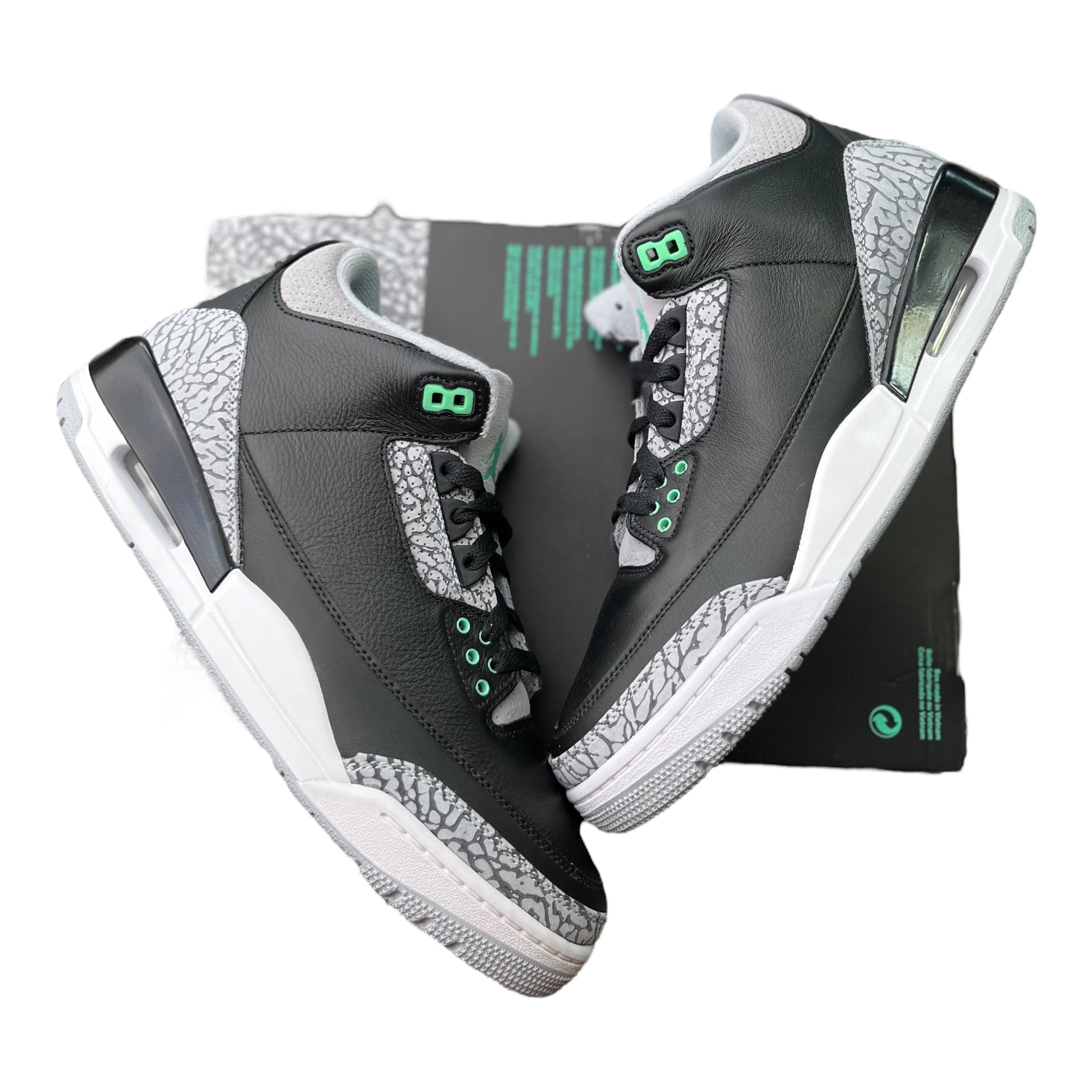 Jordan 3 Retro Green Glow (44EU)