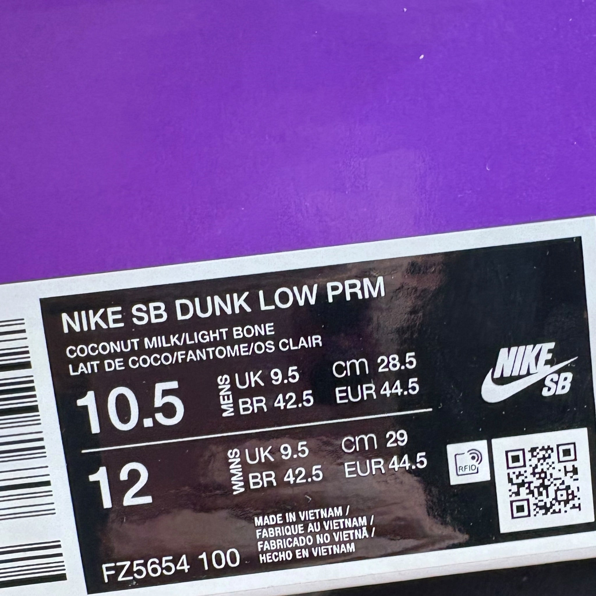 Dunk SB Low City Of Love (44.5EU)