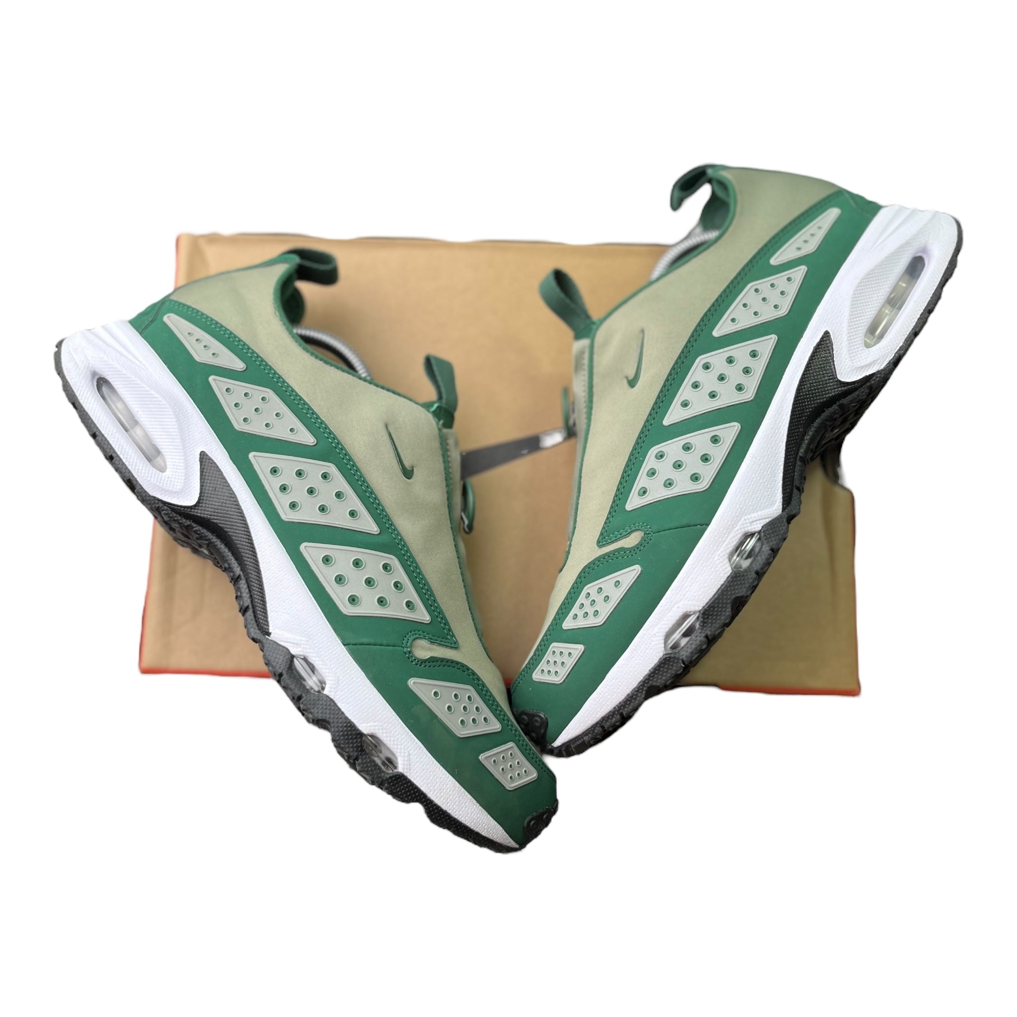 Nike Air Max Sunder Khaki Green (45.5EU)