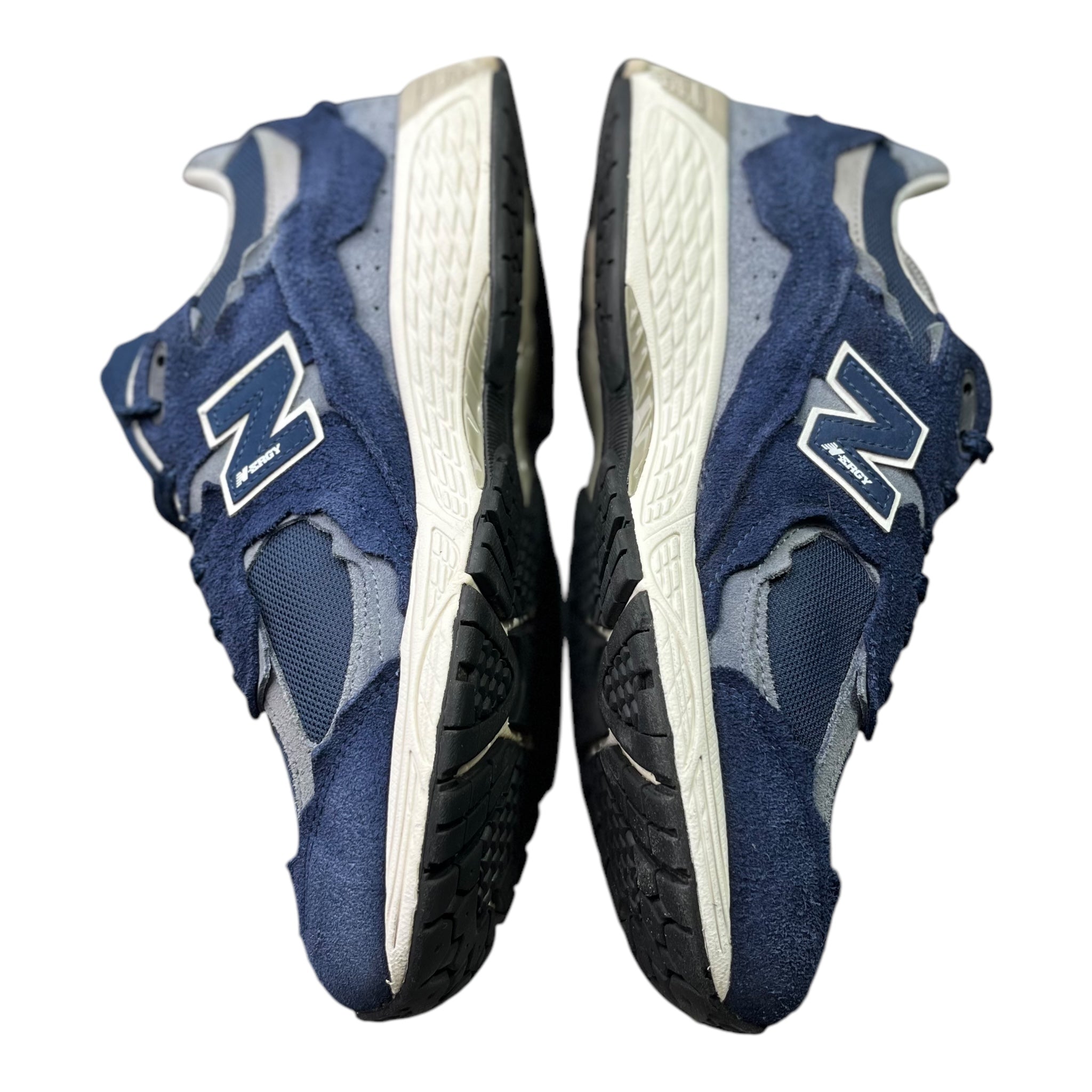 New Balance 2002R Protection Pack Marine Grau (44.5EU)
