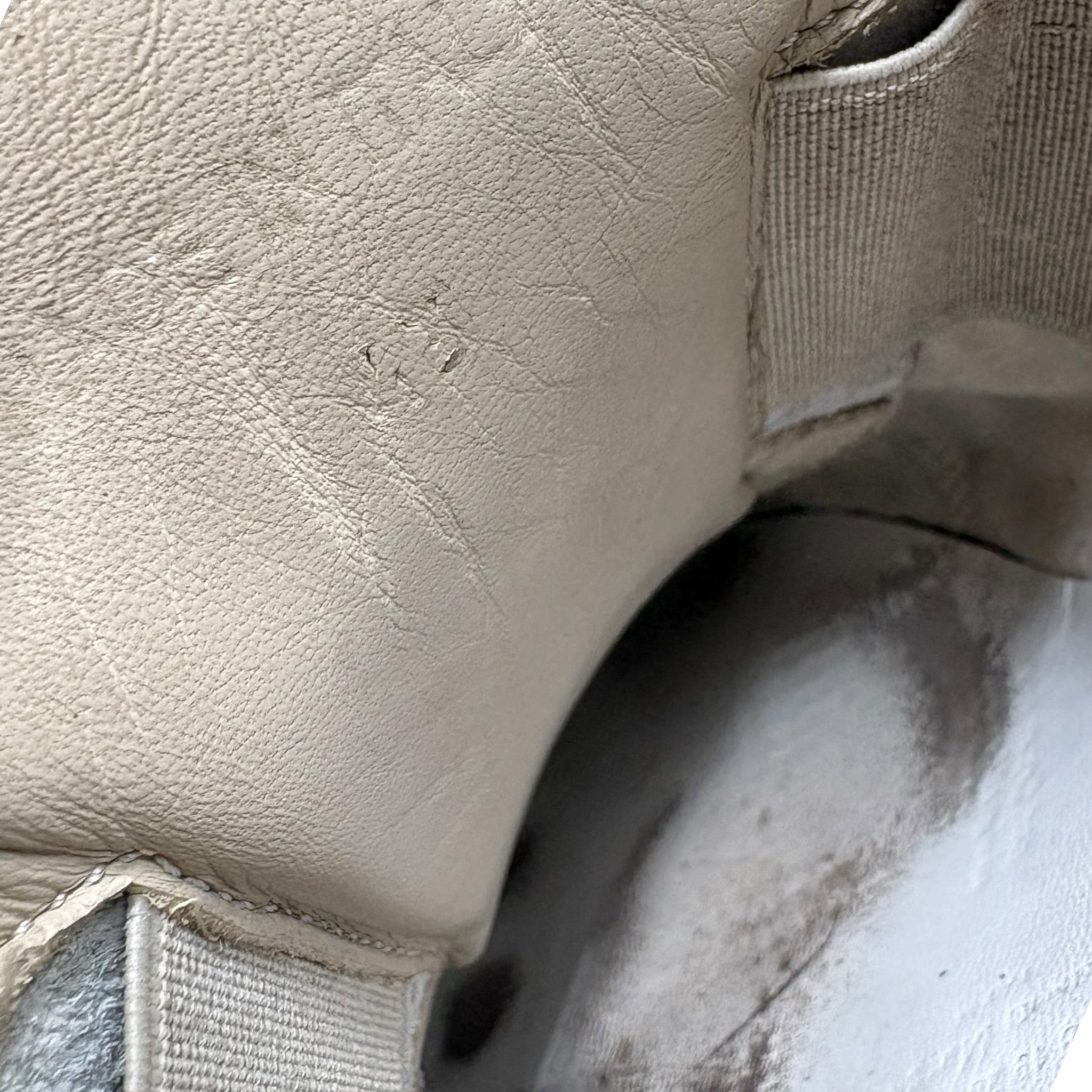 Maison Margiela Replica (43EU)