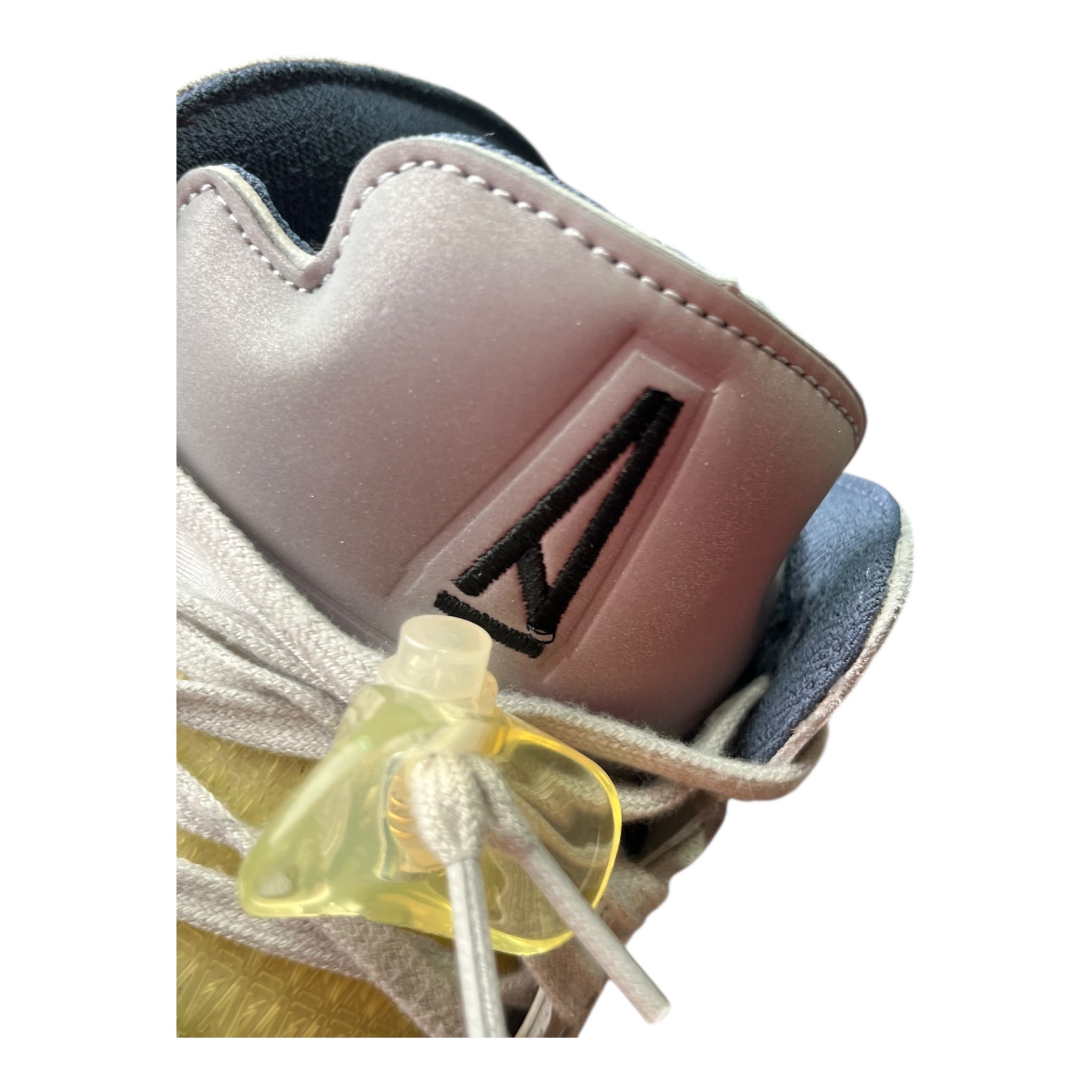 Jordan 5 Retro A Ma Manière Dawn (40.5EU)