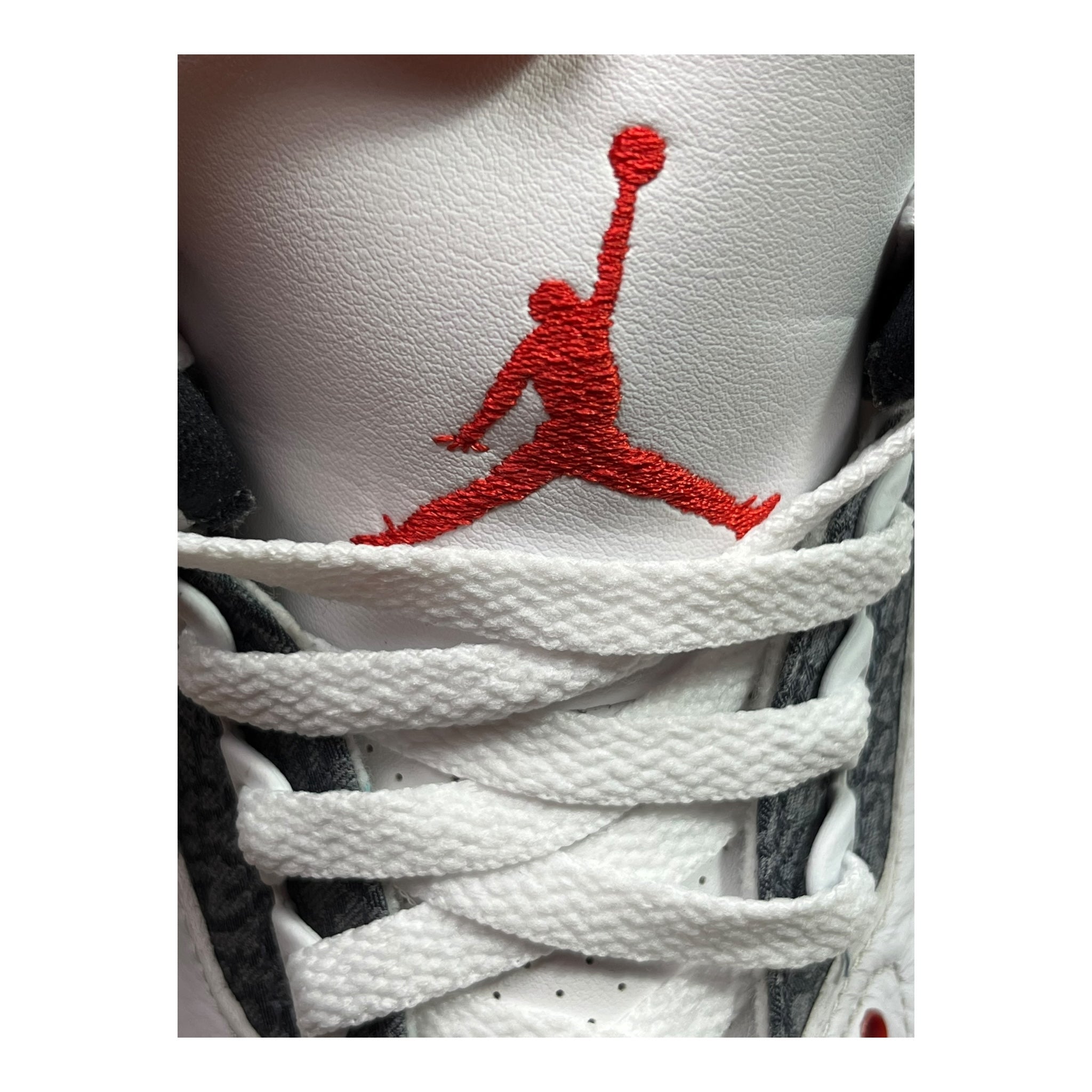 Jordan 3 Retro SE Fire Red Denim (42,5EU)