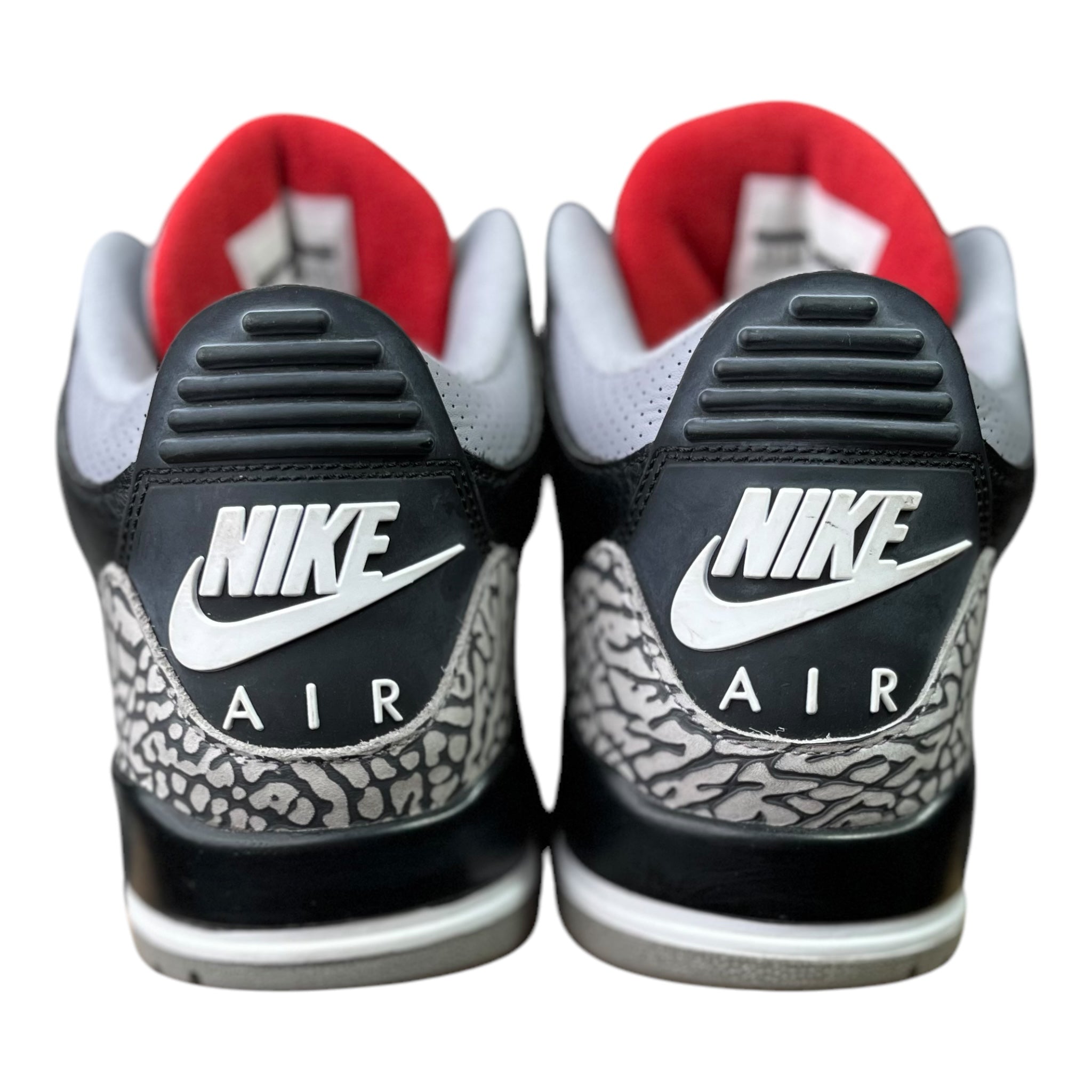 Jordan 3 Retro Black Cement (43EU)