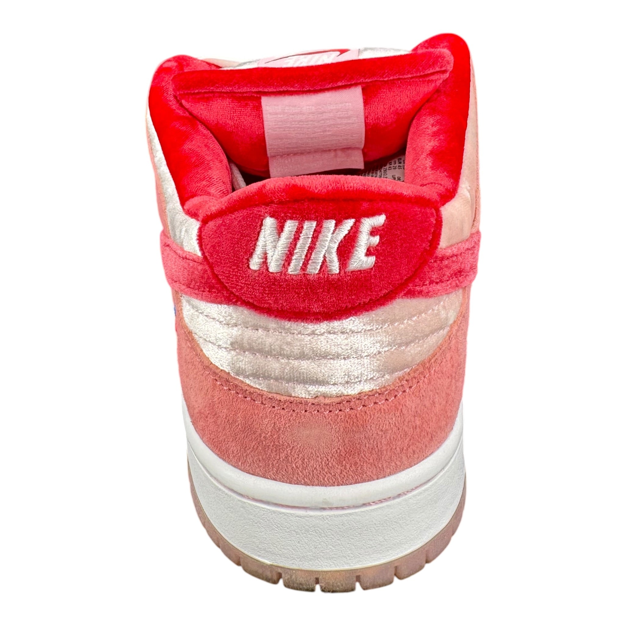 Dunk SB Low Strange Love (45EU)
