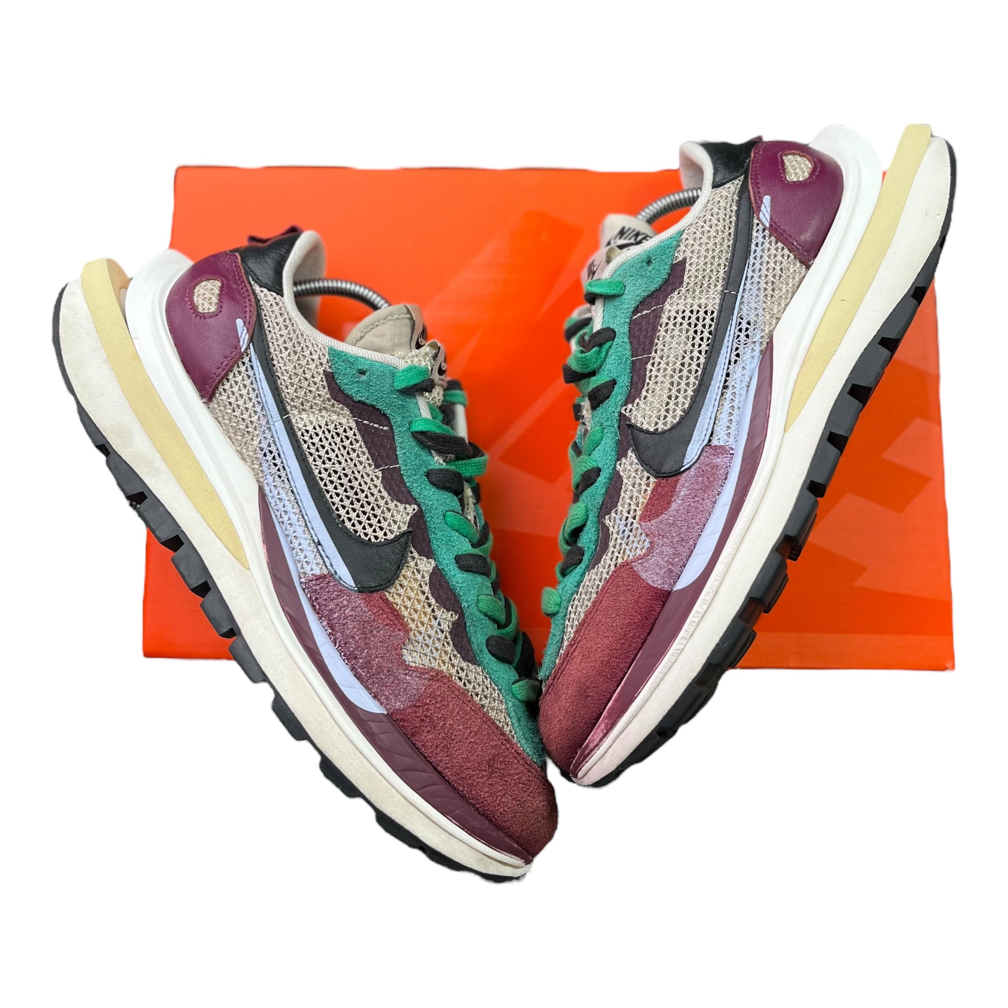 Nike Vapporwaffle Sacai Villain Red Neptune Green (45EU)