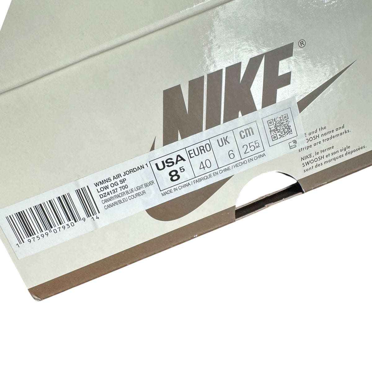 Jordan One Low Travis Scott Canary (40EU)