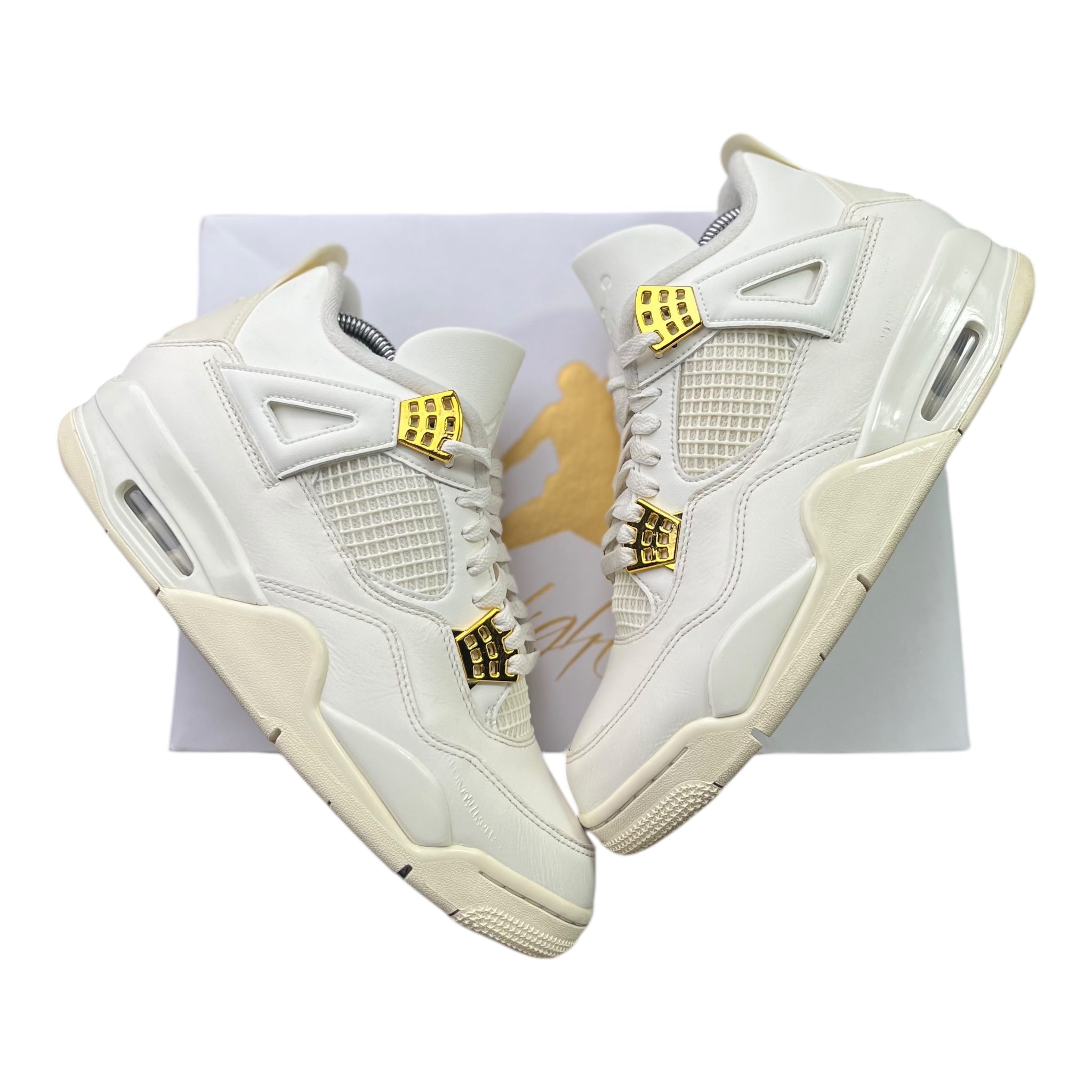 Jordan 4 Retro Metallic Gold (43EU)