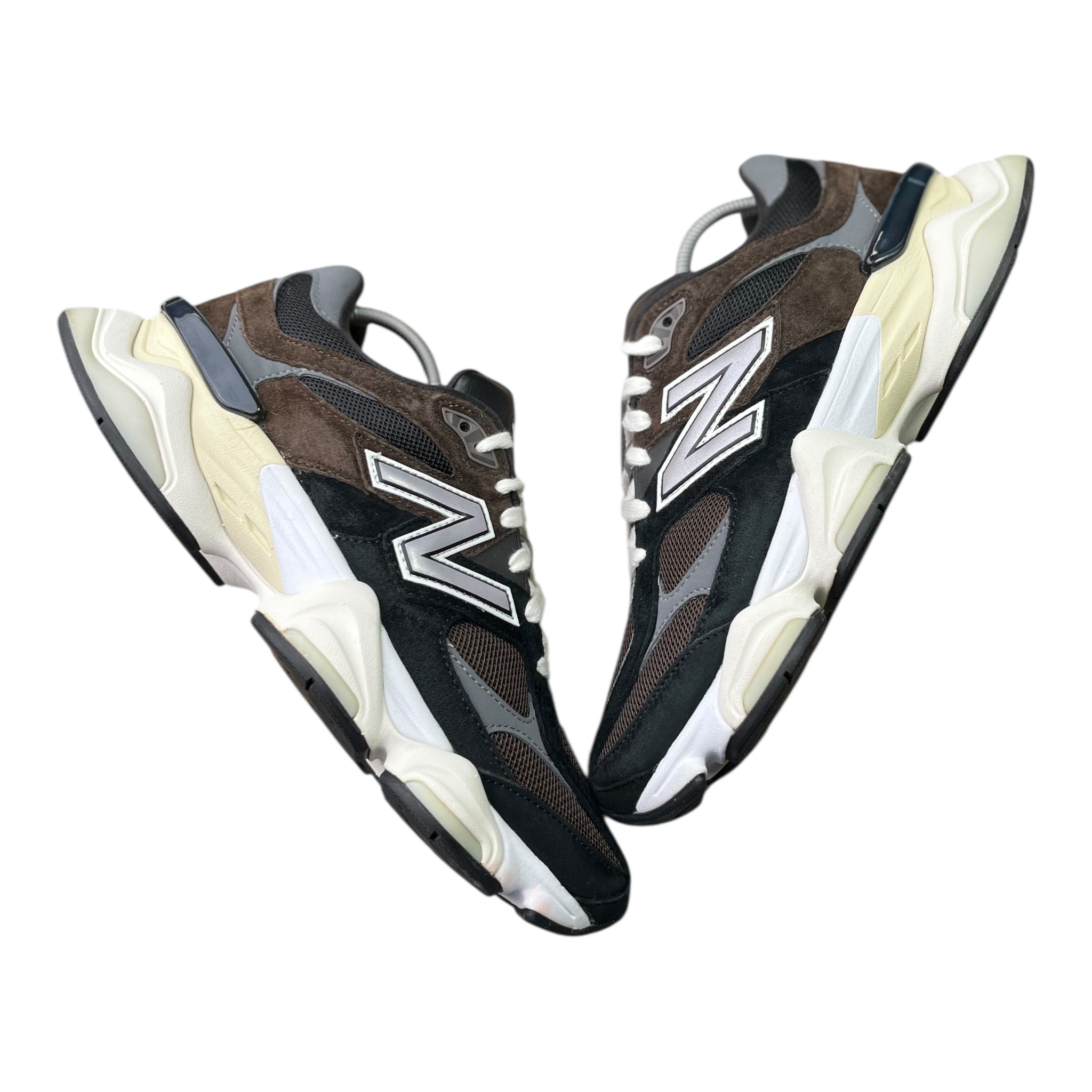 New Balance 9060 Dark Brown (42.5EU)