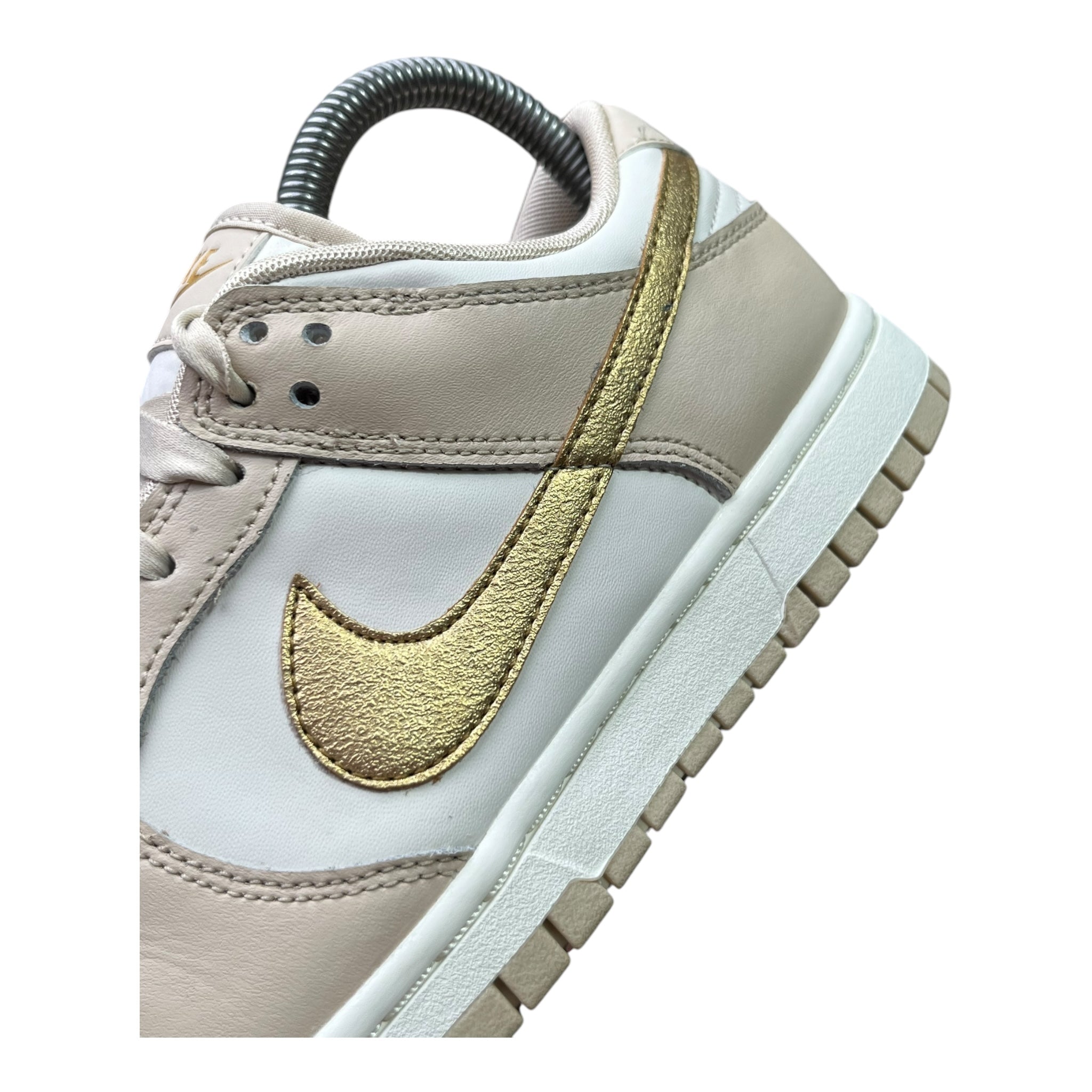 Nike Dunk Low Phantom Metallic Gold (38EU)