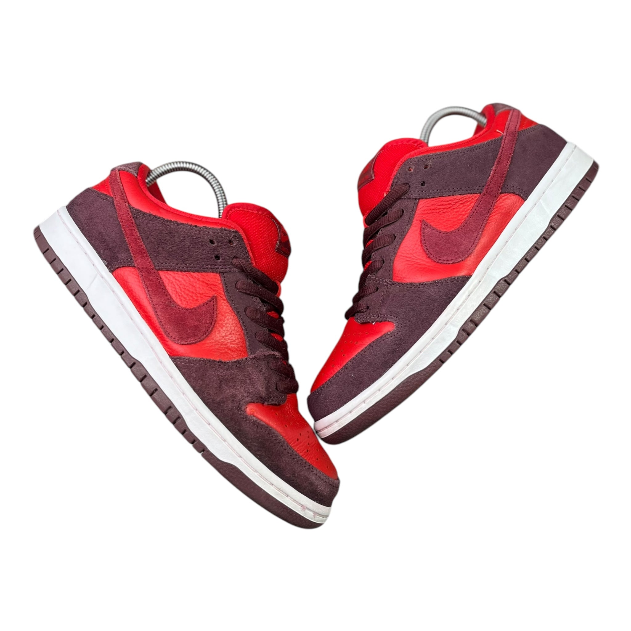 Nike Dunk Low SB Cherry (42.5EU)