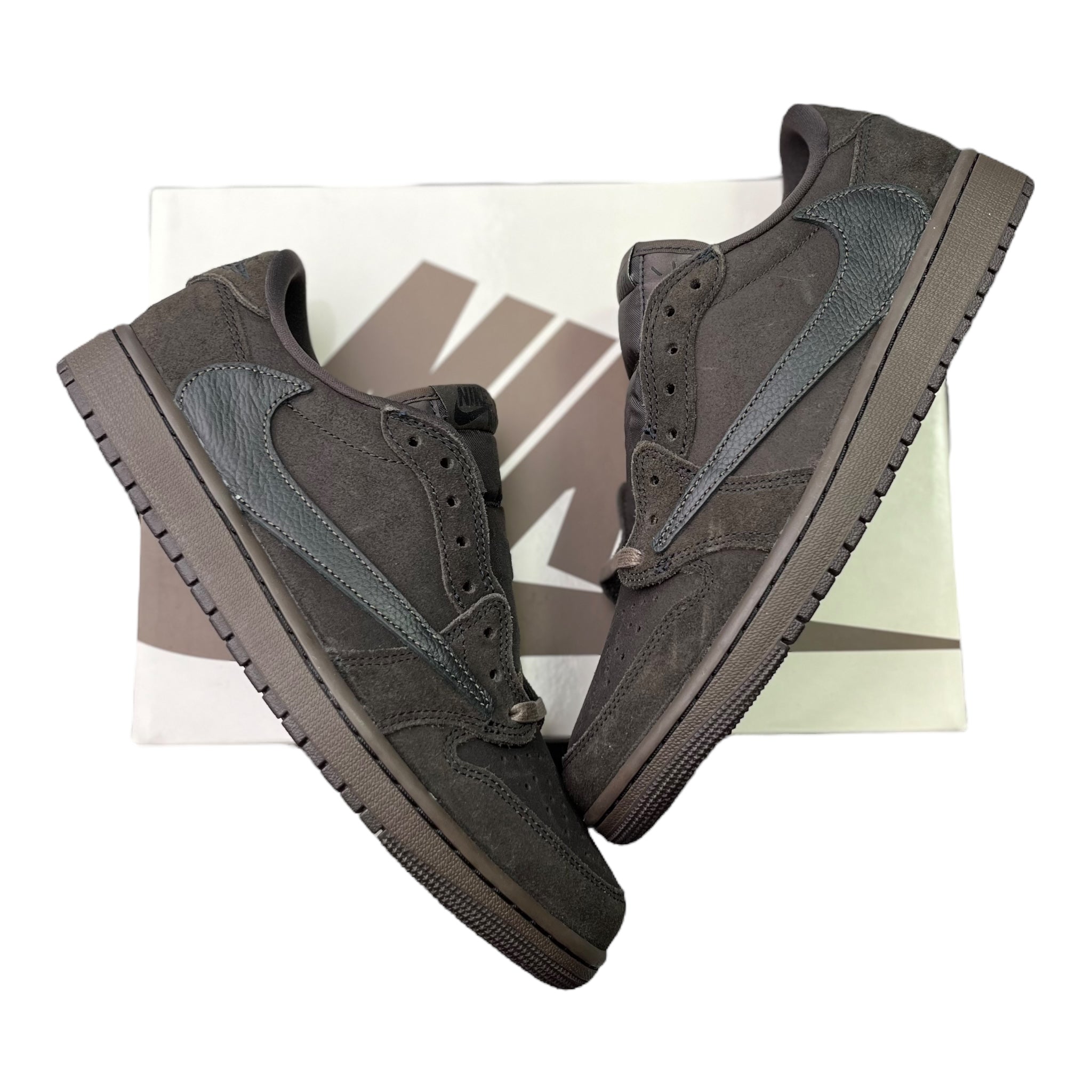 Jordan 1 Low SP Travis Scott Velvet Brown (42.5EU)