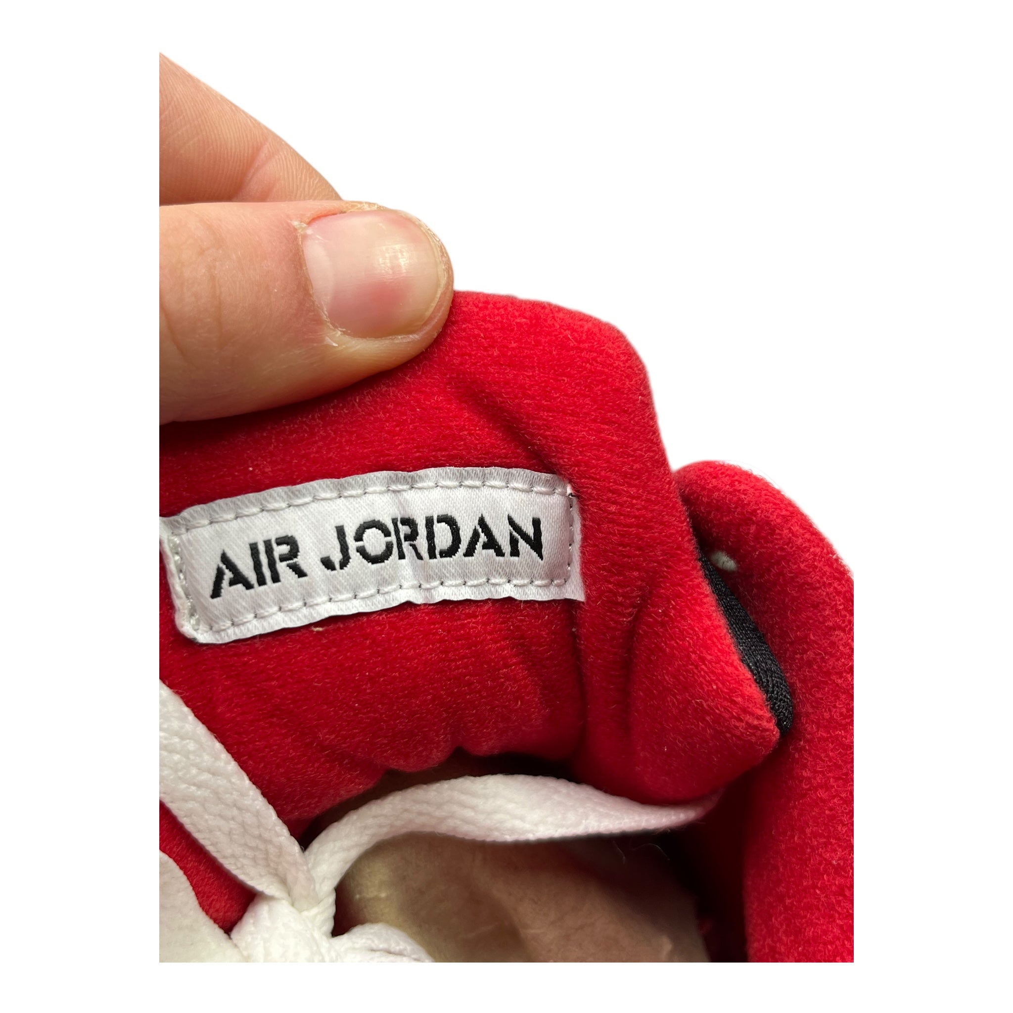 Jordan 5 Retro Fire Red Black Tongue (42.5EU)