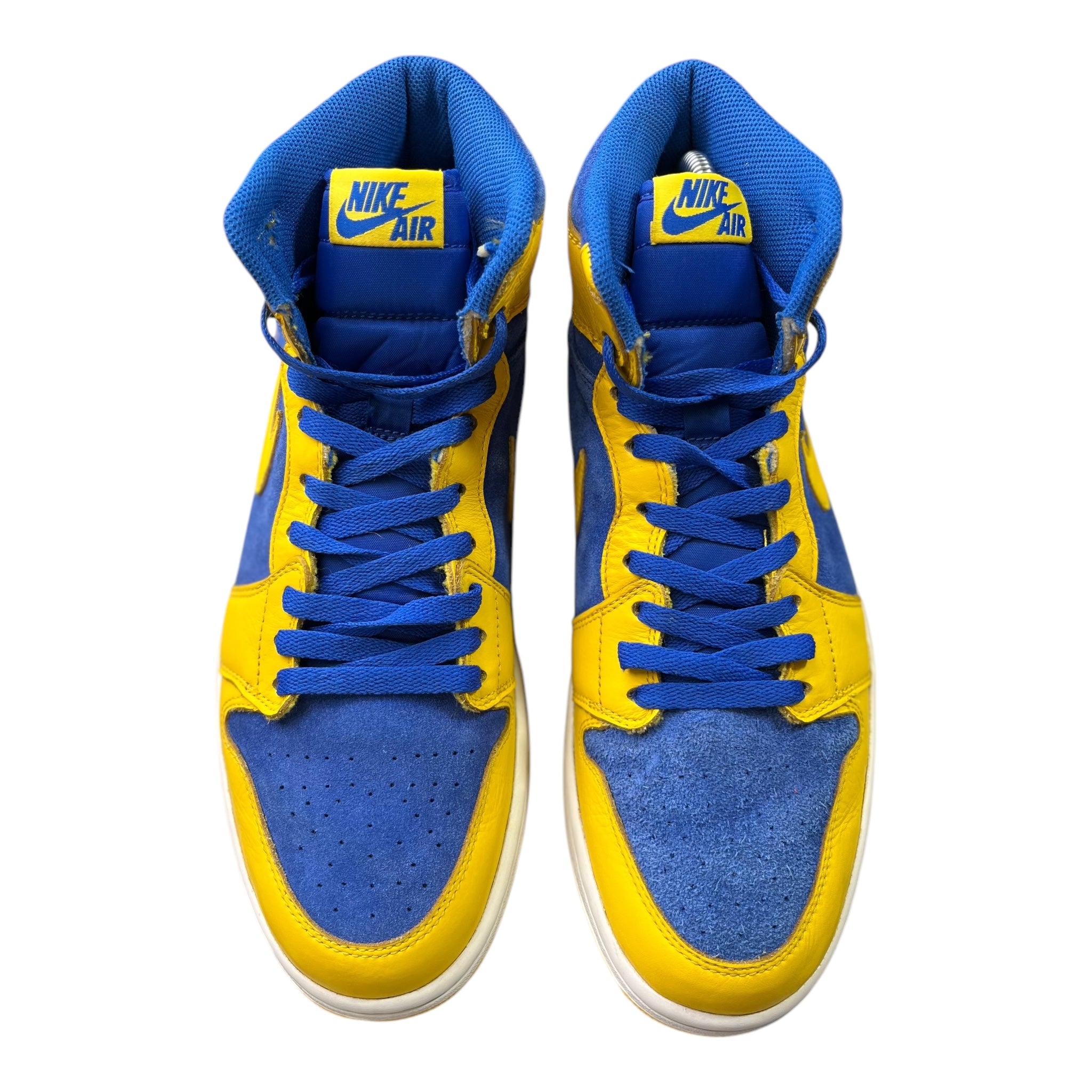 Jordan 1 Retro High OG Laney (43EU)