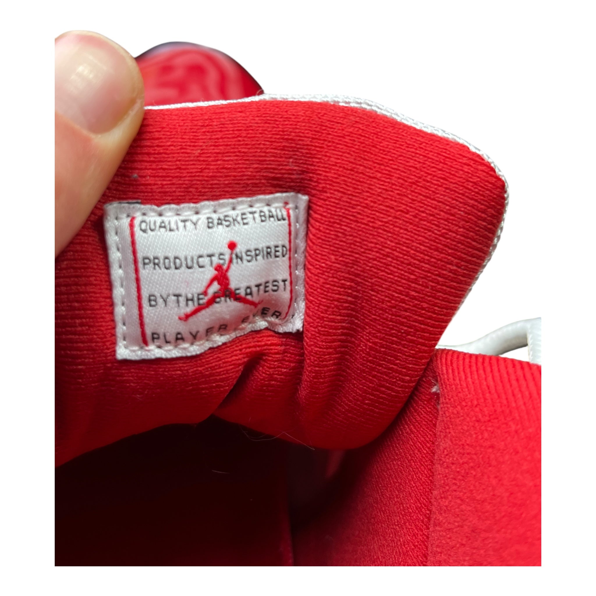 Jordan 11 Retro High Cherry (46EU)