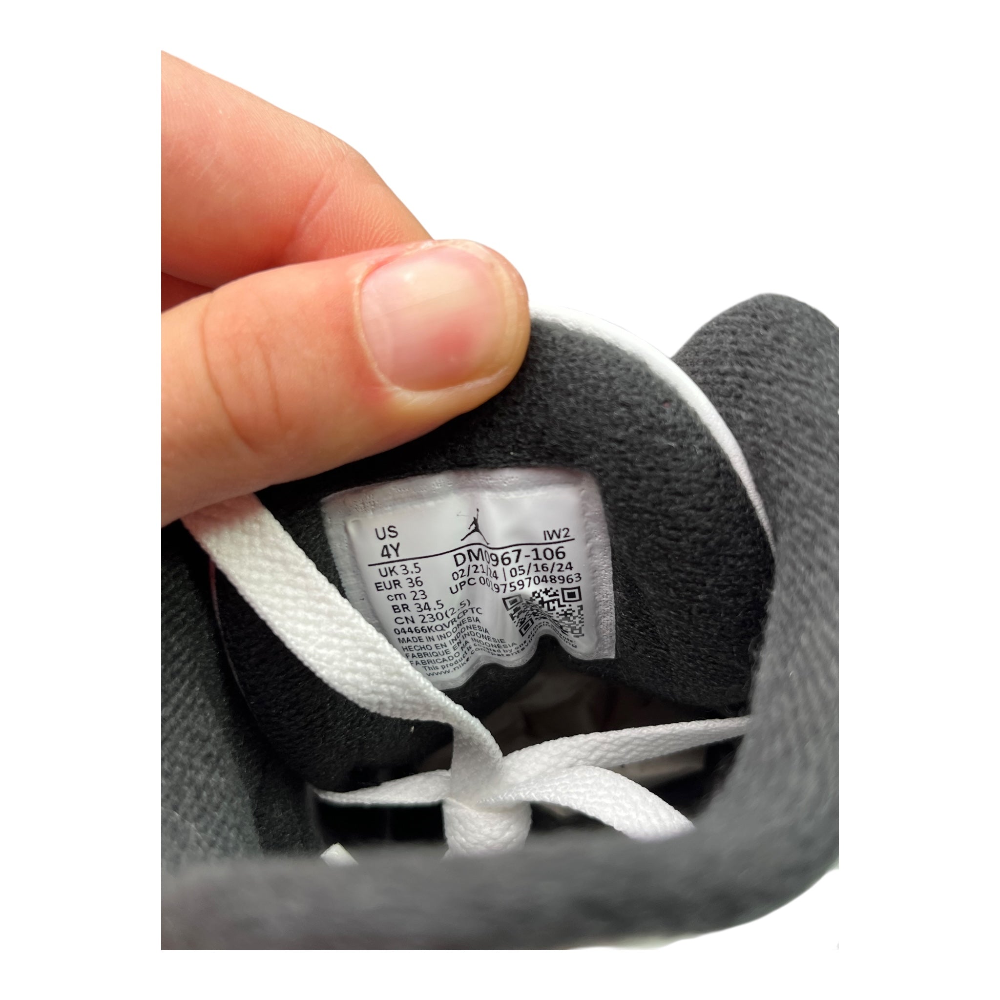 Jordan 3 Retro Cement Grey (36EU)